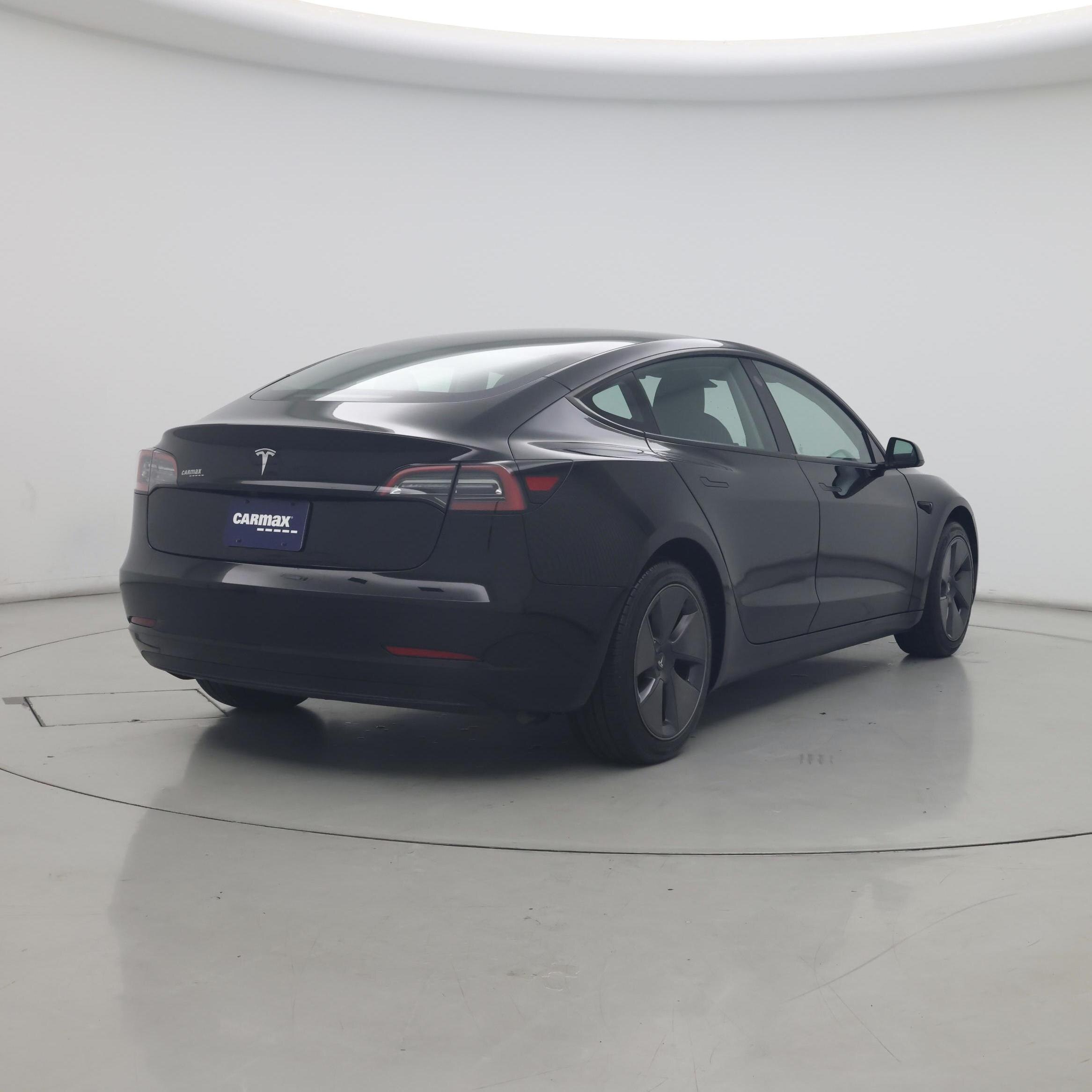 Thumbnail: 2023 Tesla Model 3 - 8