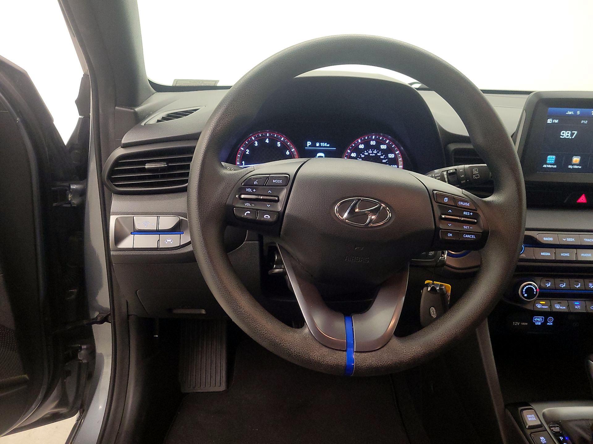 Thumbnail: 2020 Hyundai Veloster - 10