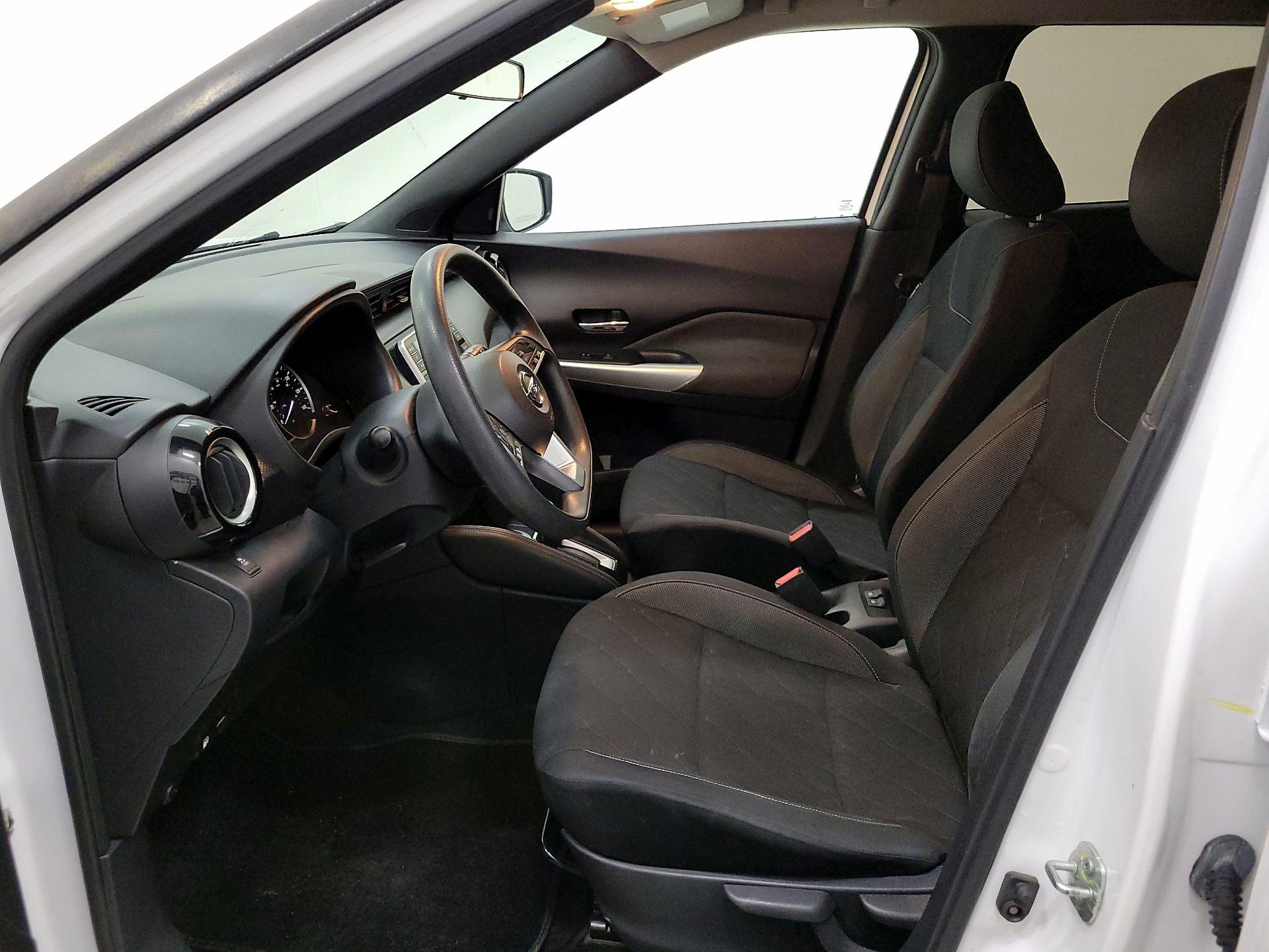 Thumbnail: 2019 Nissan Kicks - 11