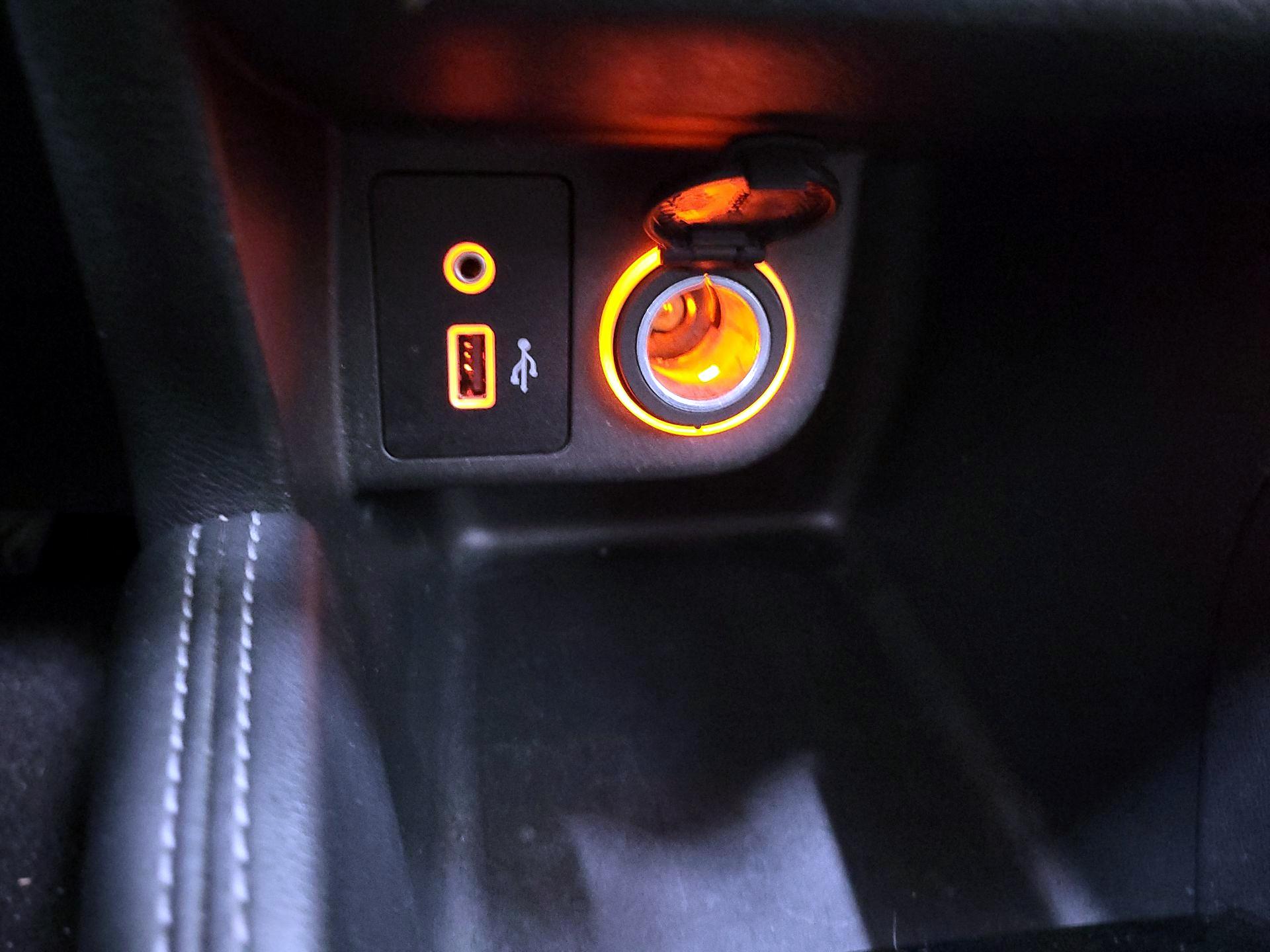 Thumbnail: 2019 Nissan Kicks - 18