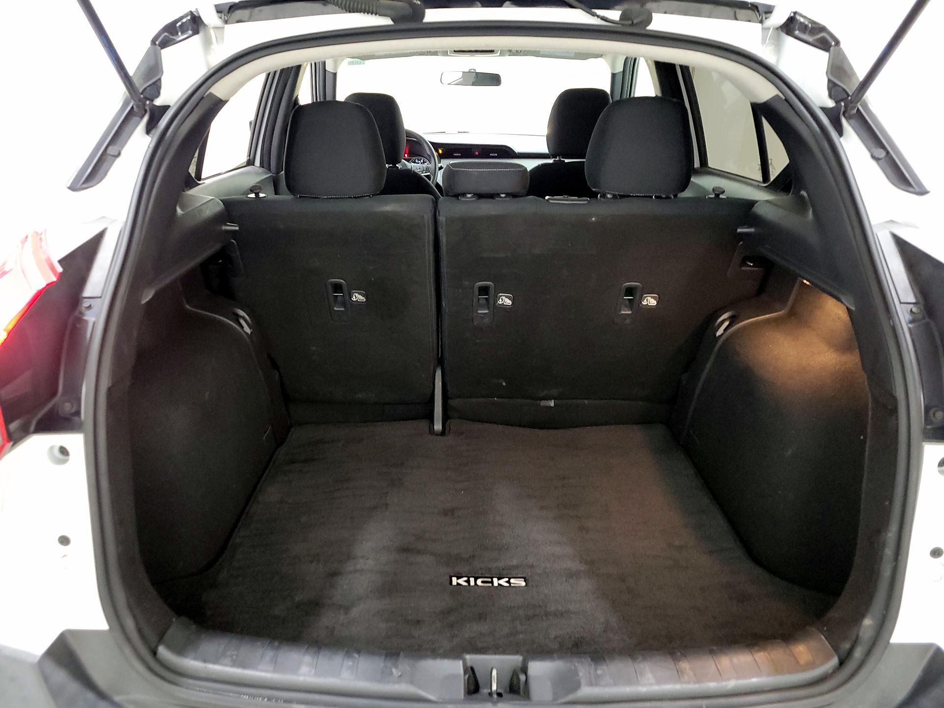 Thumbnail: 2019 Nissan Kicks - 20