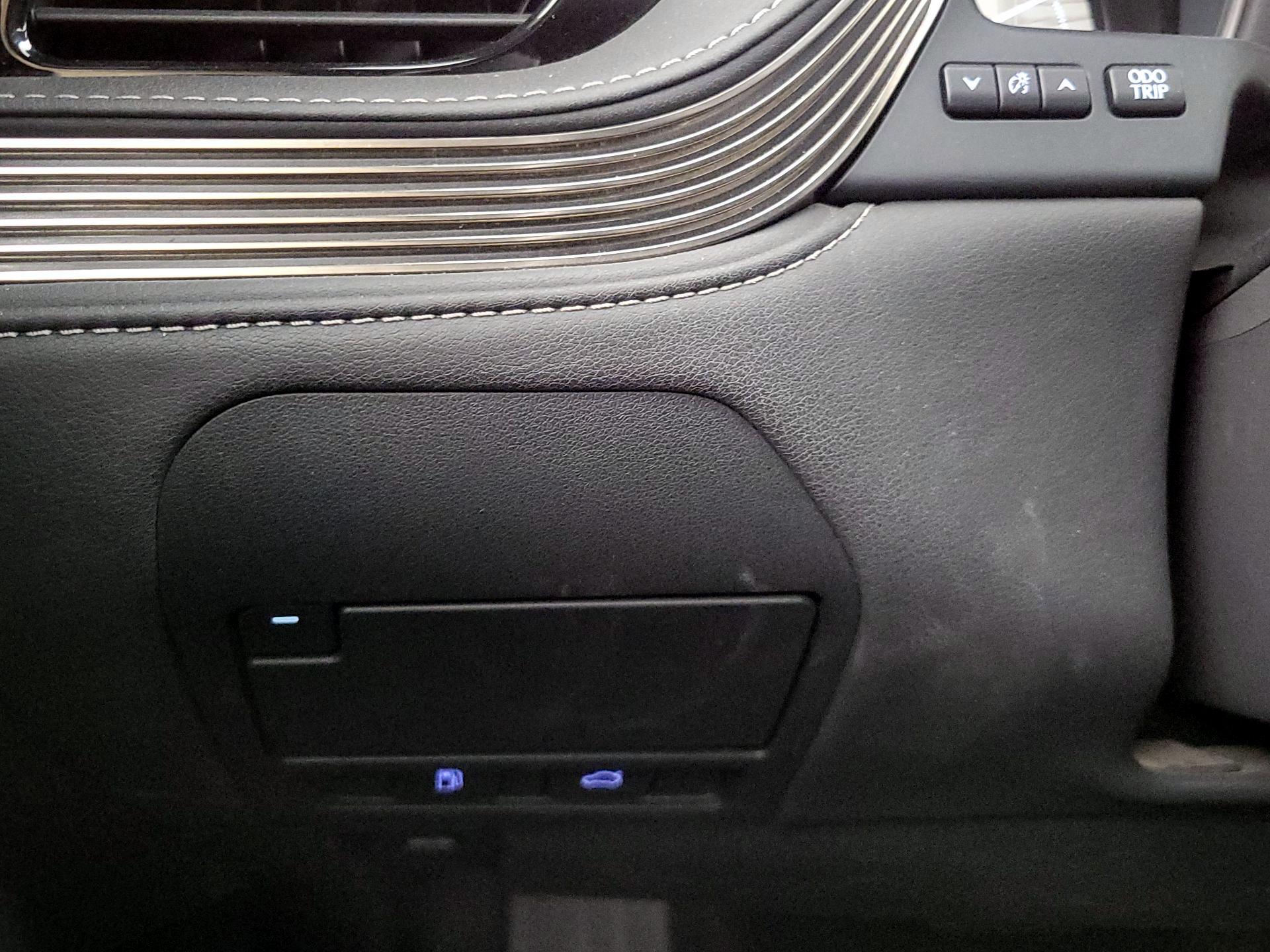 Thumbnail: 2023 Lexus LS - 13