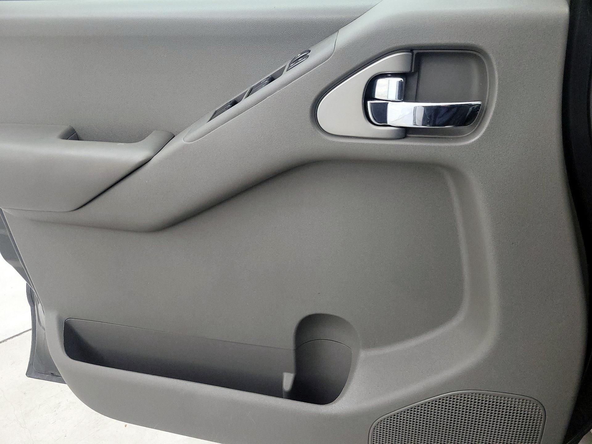 Thumbnail: 2014 Nissan Frontier - 12