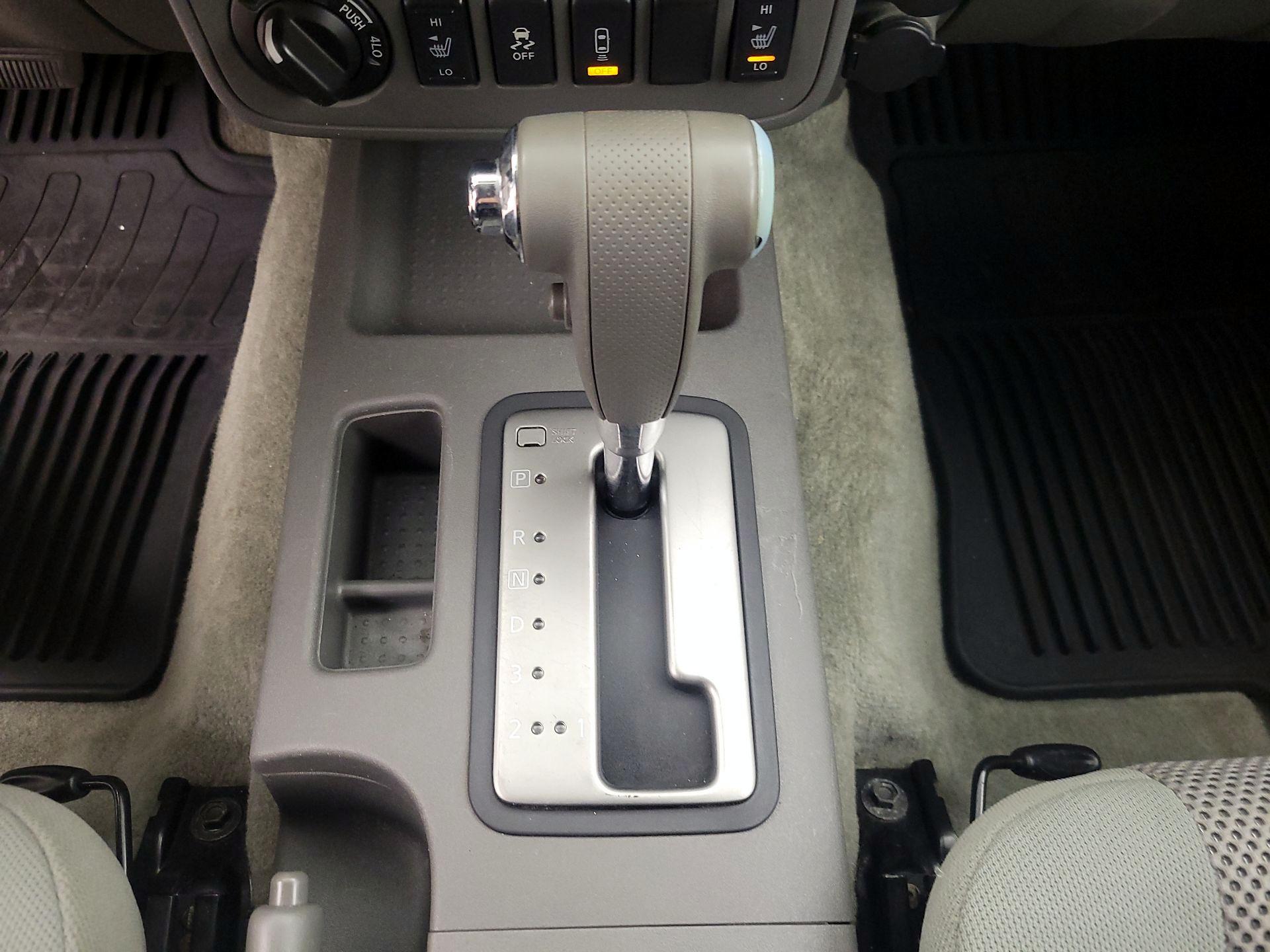 Thumbnail: 2014 Nissan Frontier - 16