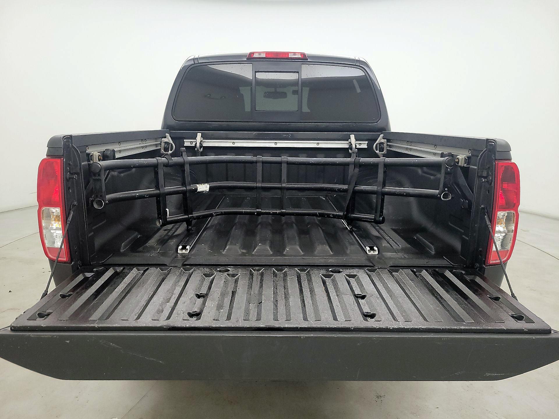 Thumbnail: 2014 Nissan Frontier - 18