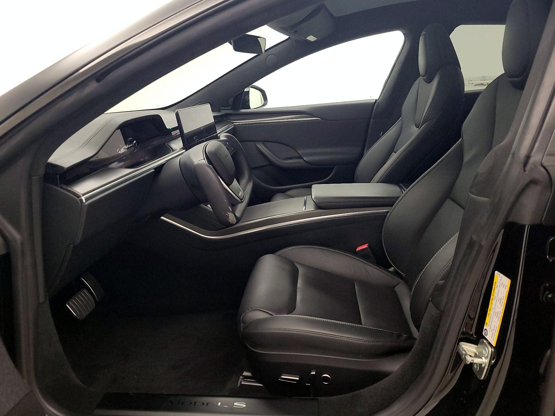 Thumbnail: 2023 Tesla Model S - 11