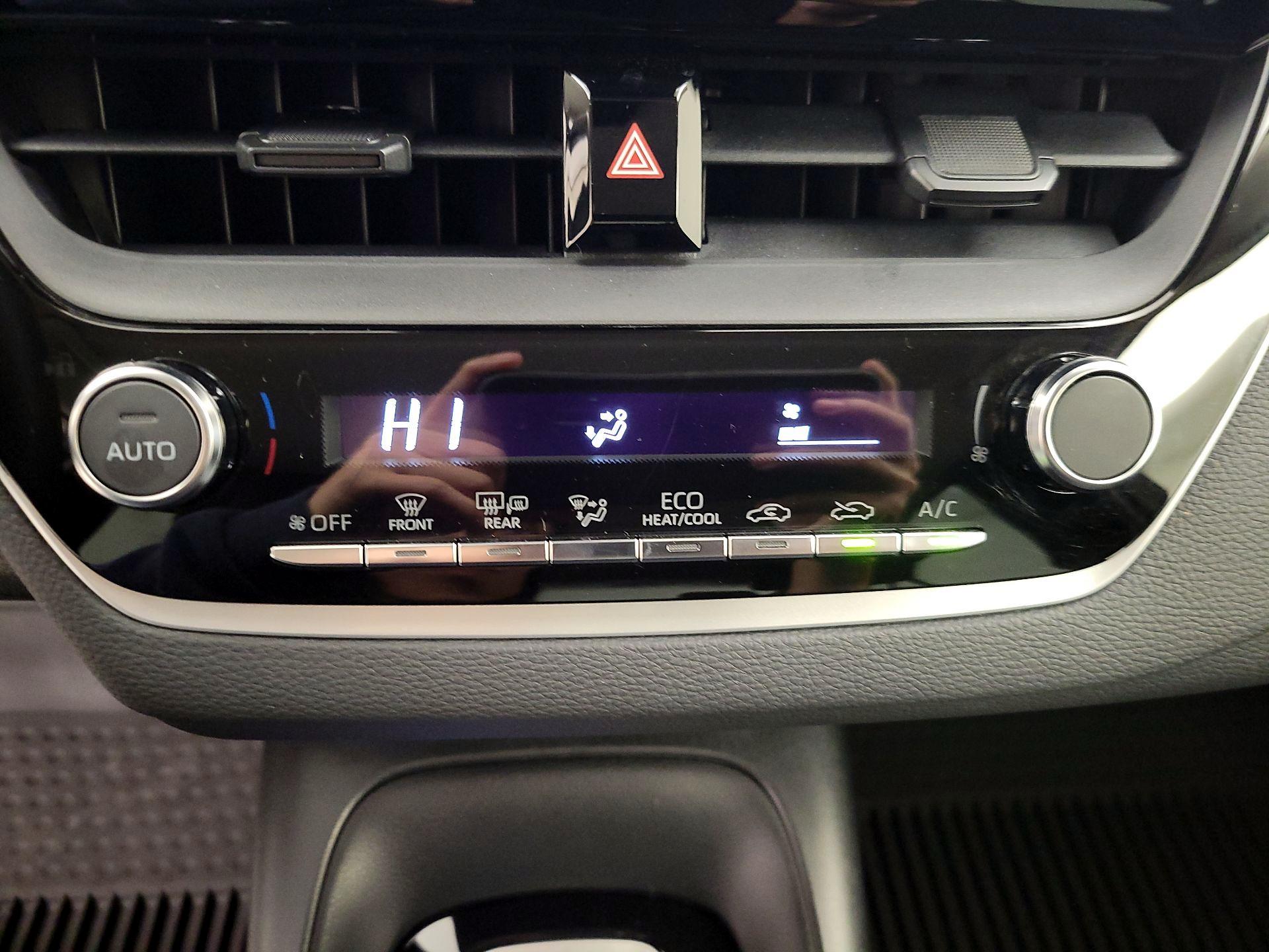 Thumbnail: 2025 Toyota Corolla - 16