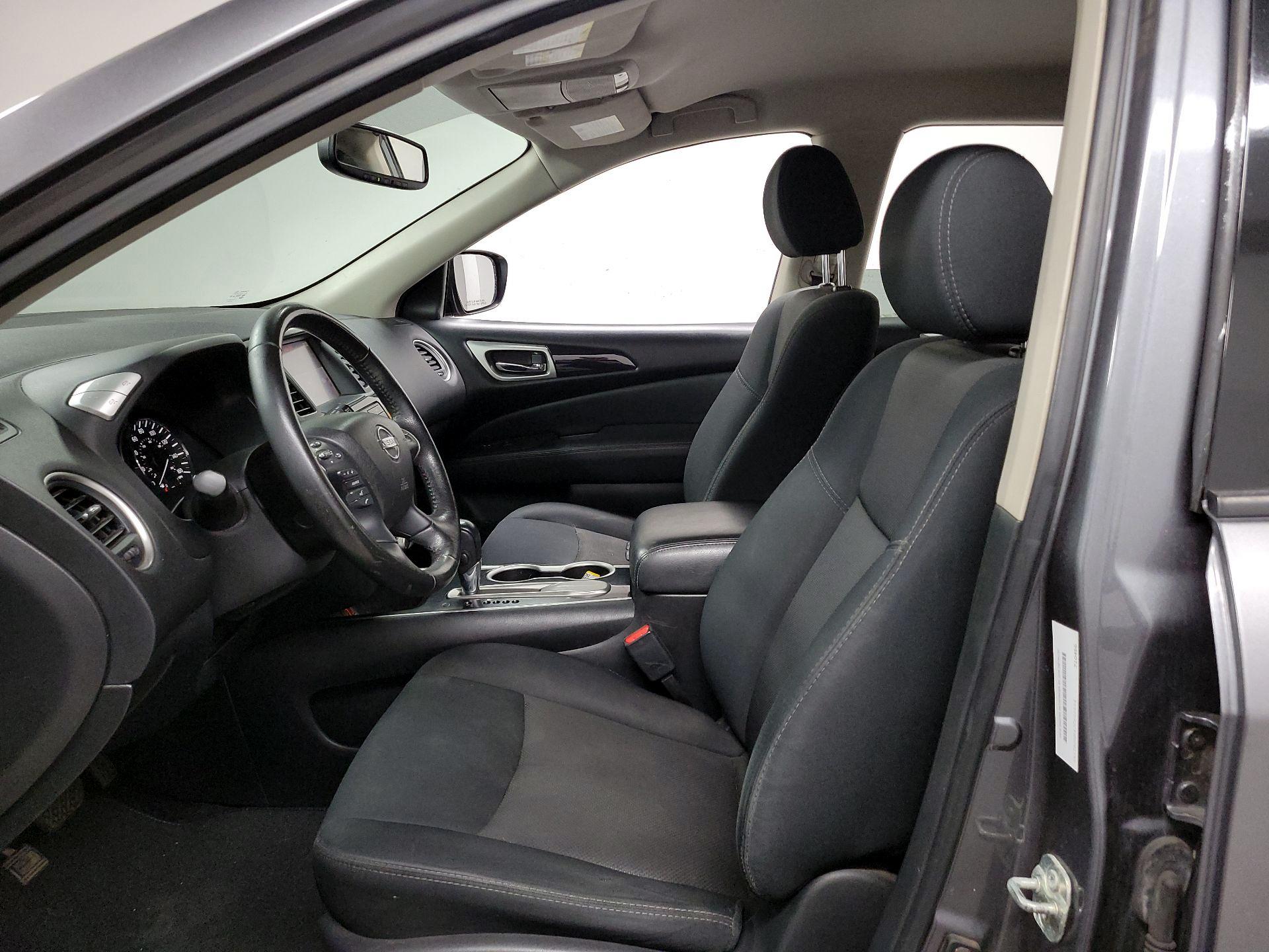 Thumbnail: 2018 Nissan Pathfinder - 9