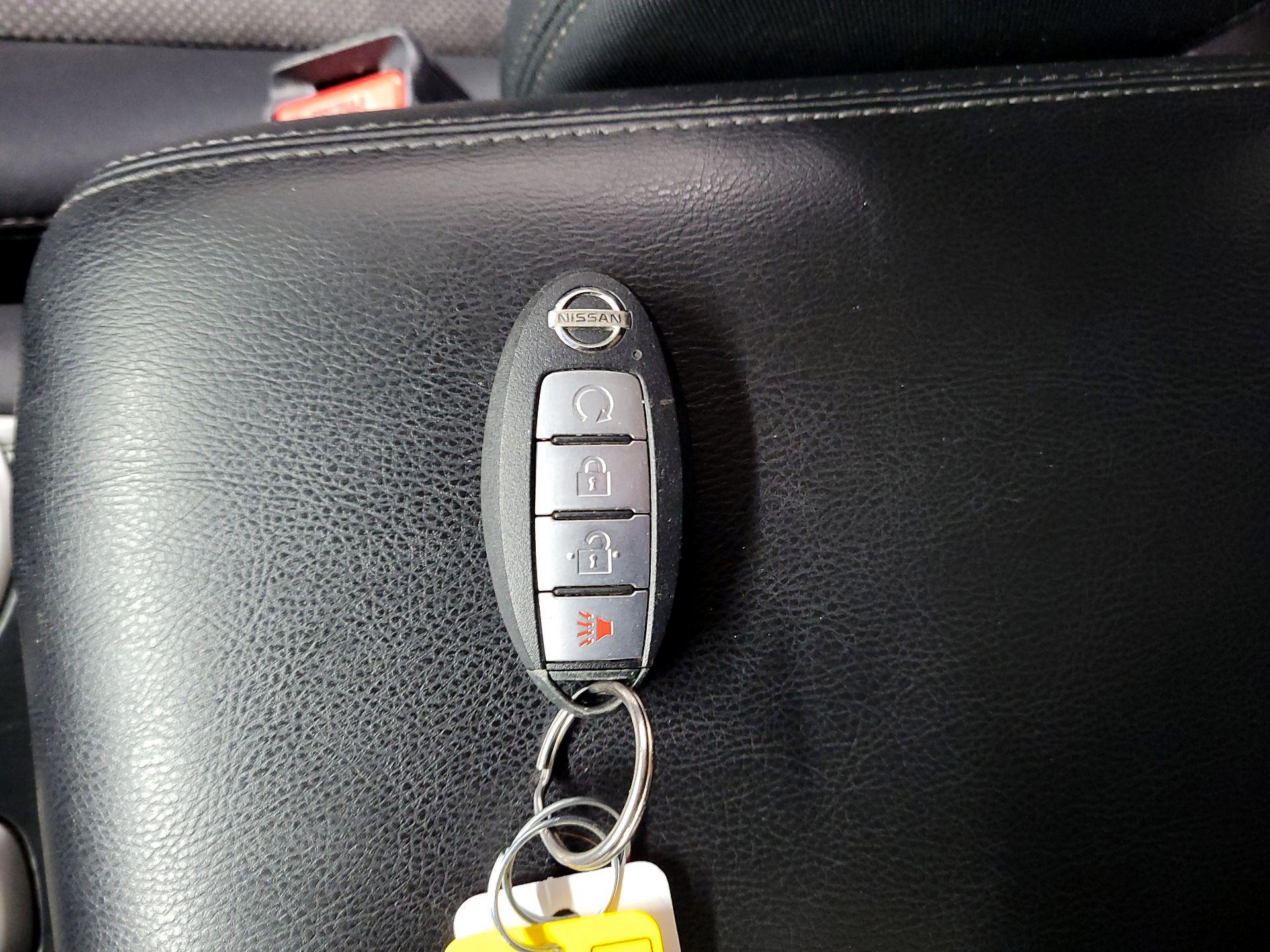 Thumbnail: 2018 Nissan Pathfinder - 18