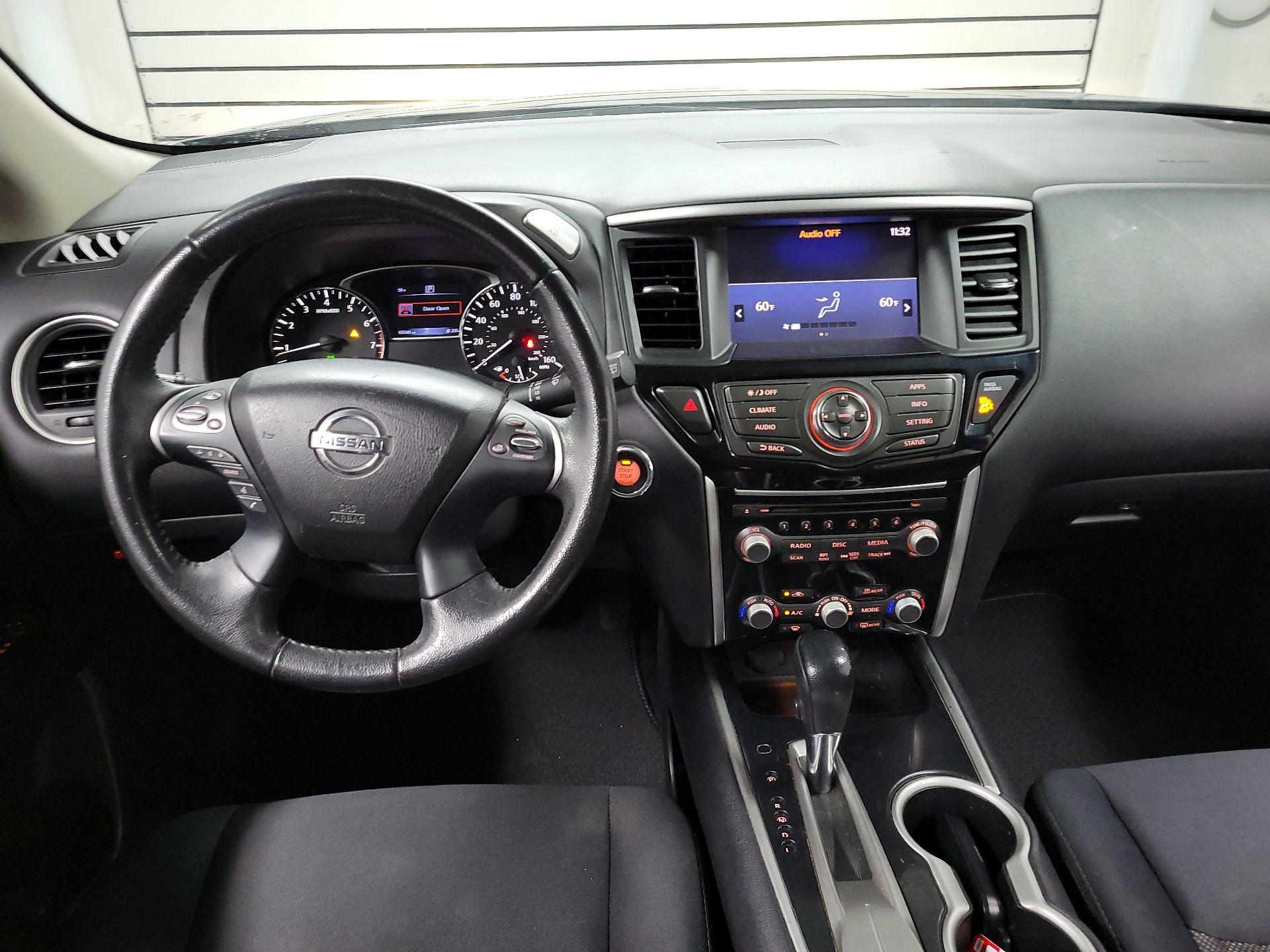 Thumbnail: 2018 Nissan Pathfinder - 8