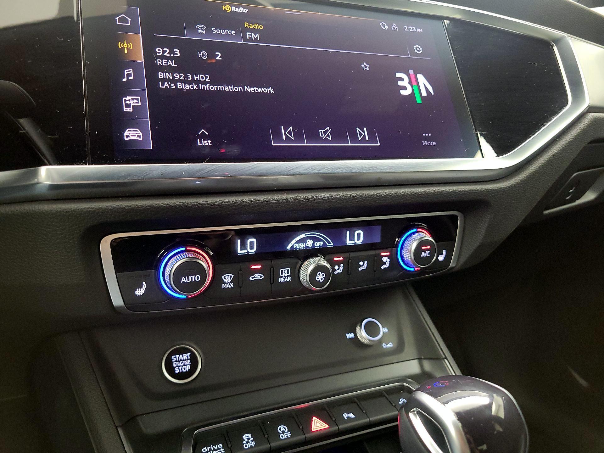 Thumbnail: 2023 Audi Q3 - 16