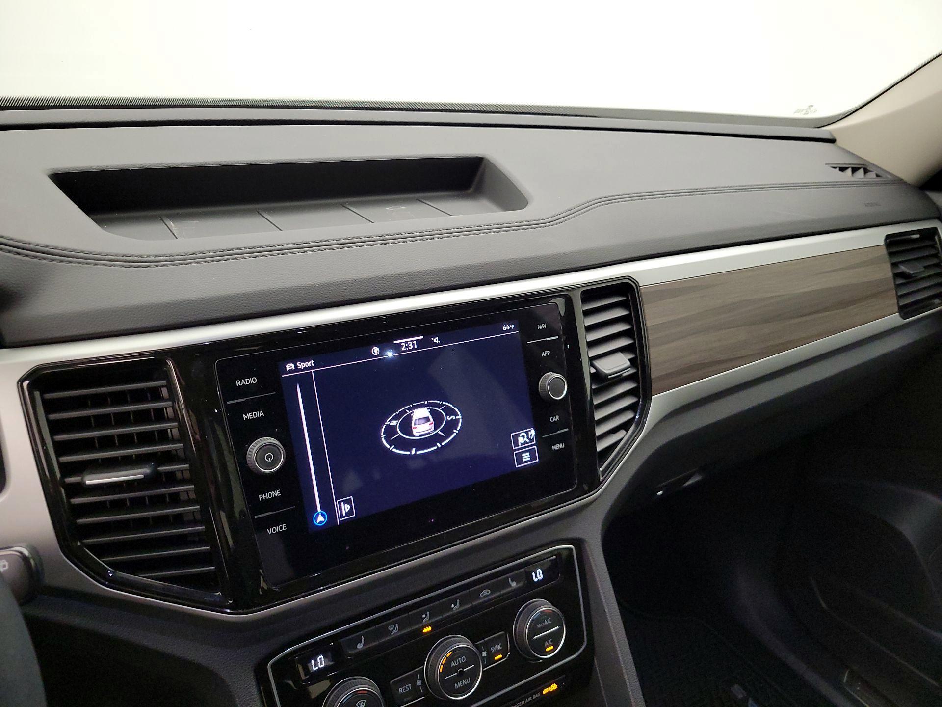 Thumbnail: 2023 Volkswagen Atlas - 14