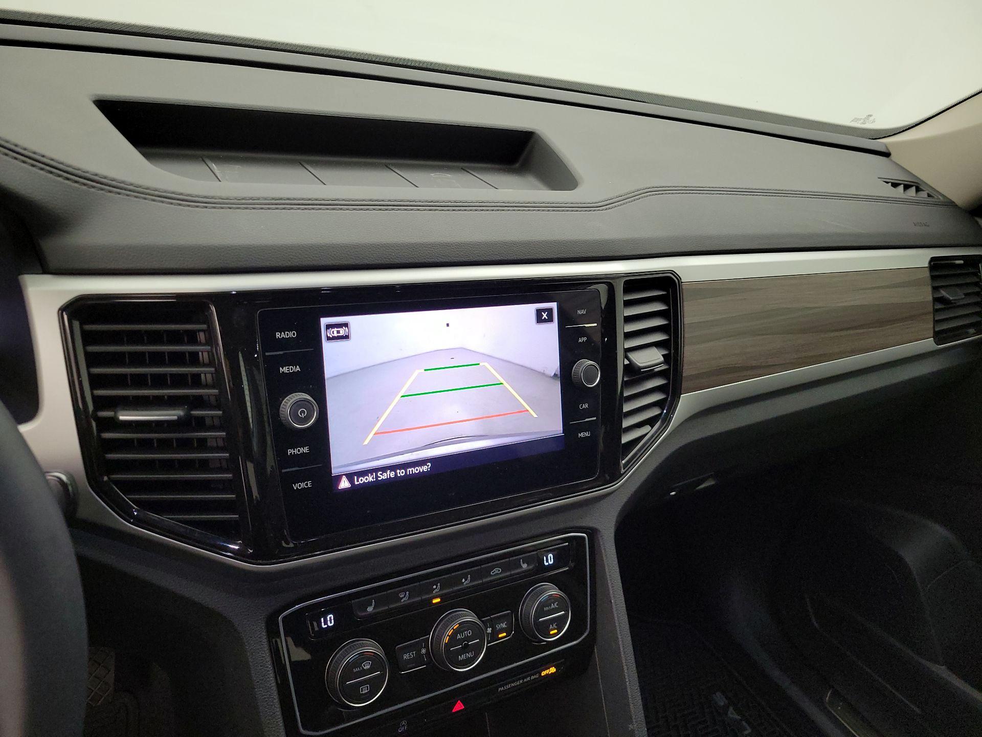 Thumbnail: 2023 Volkswagen Atlas - 15