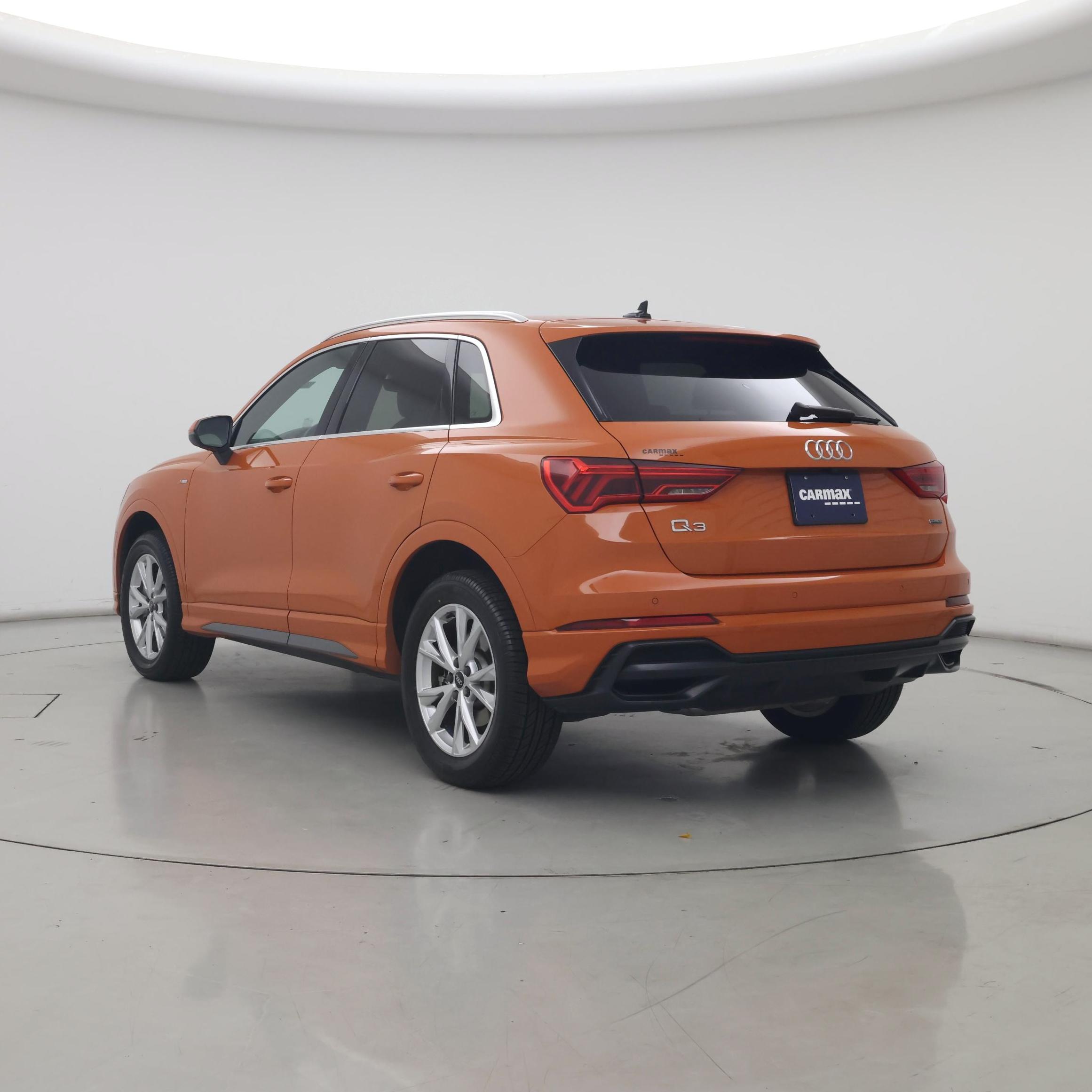 Thumbnail: 2022 Audi Q3 - 2