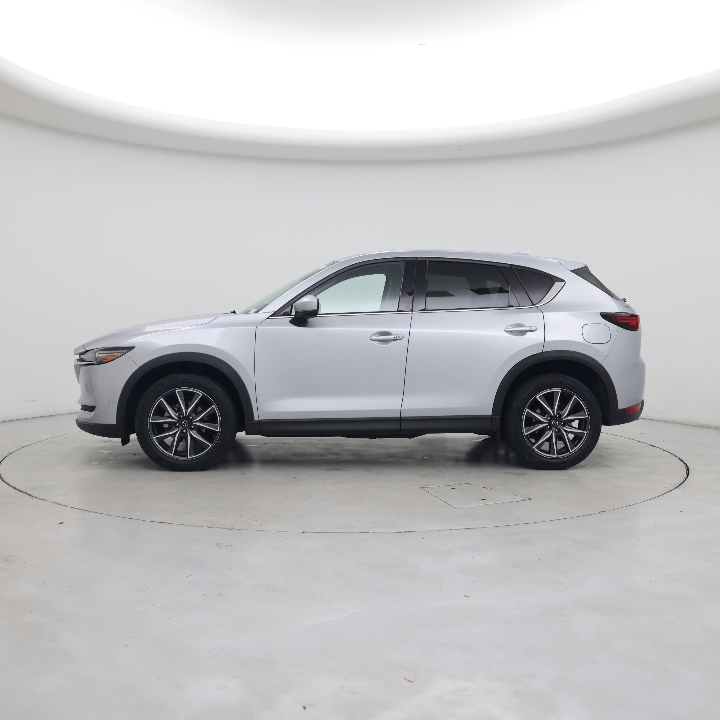 Thumbnail: 2018 Mazda CX-5 - 3