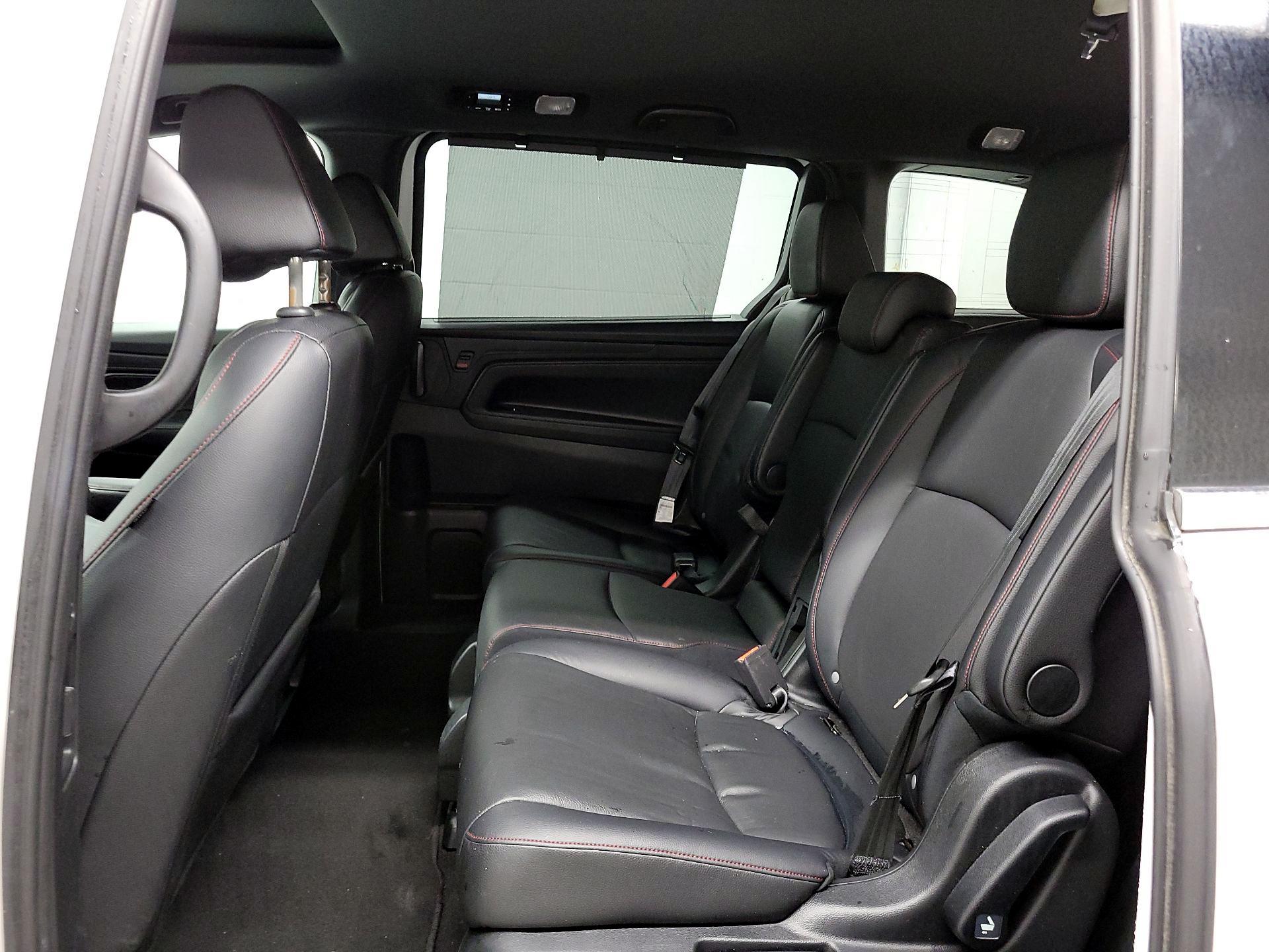 Thumbnail: 2023 Honda Odyssey - 17