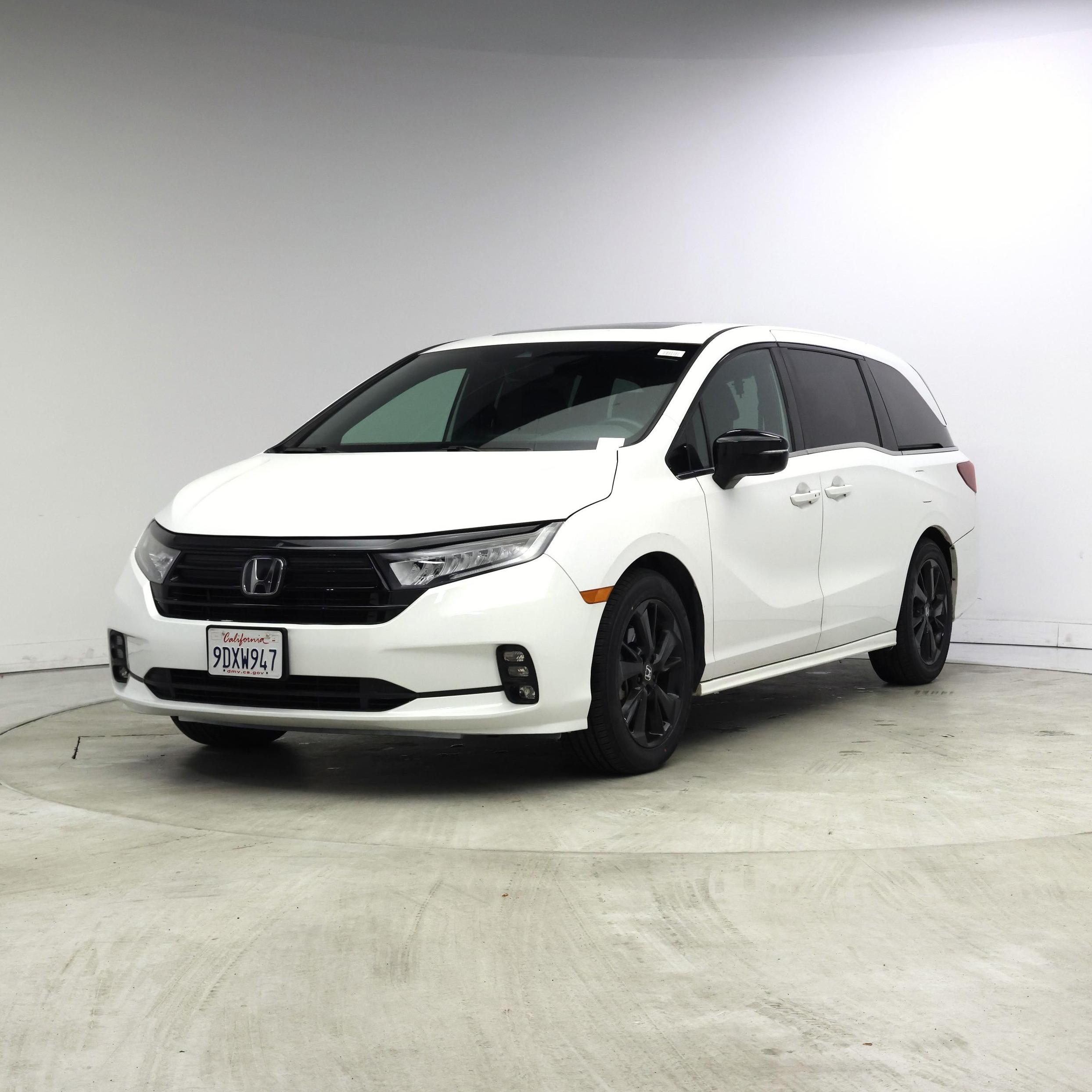 Thumbnail: 2023 Honda Odyssey - 4