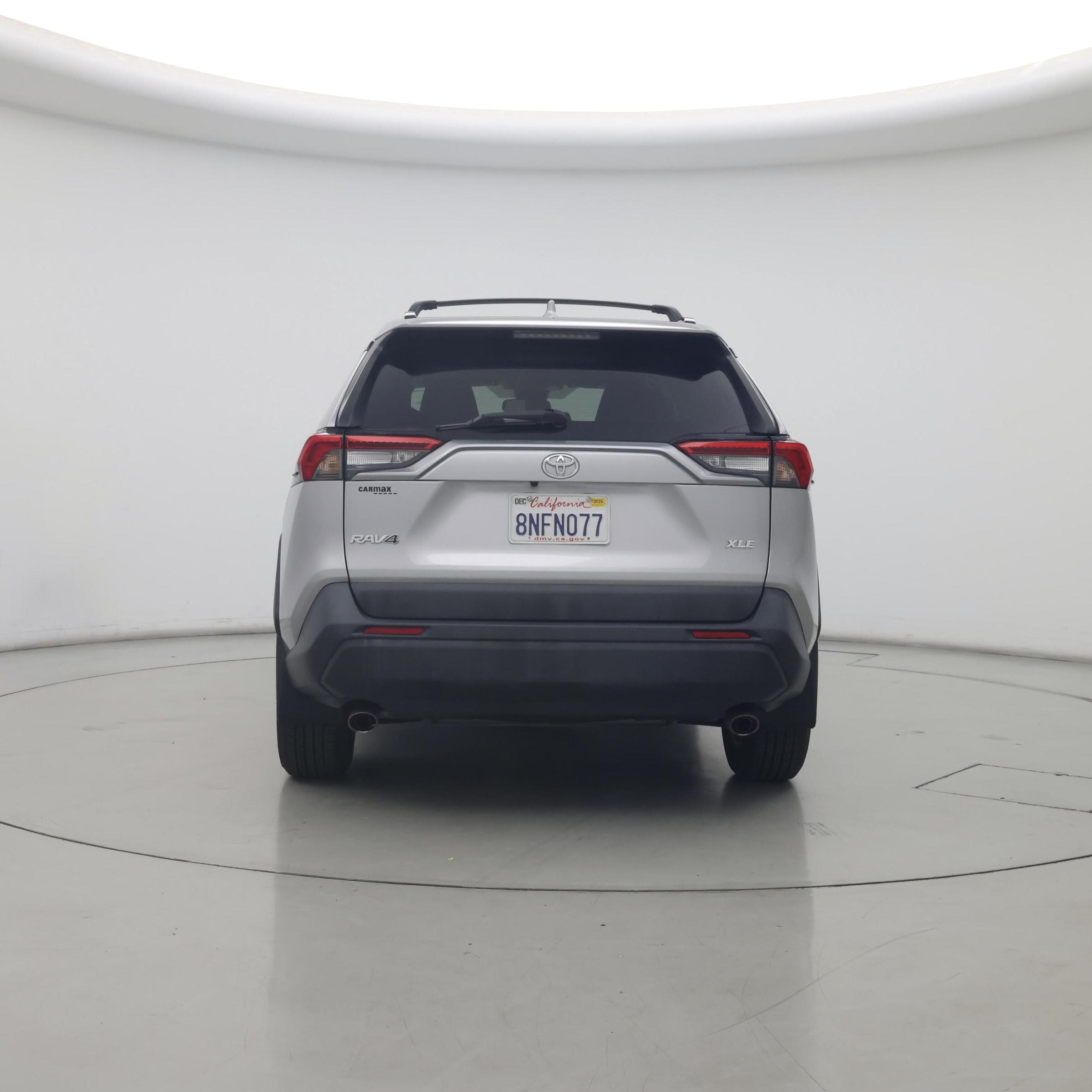 Thumbnail: 2019 Toyota RAV4 - 6