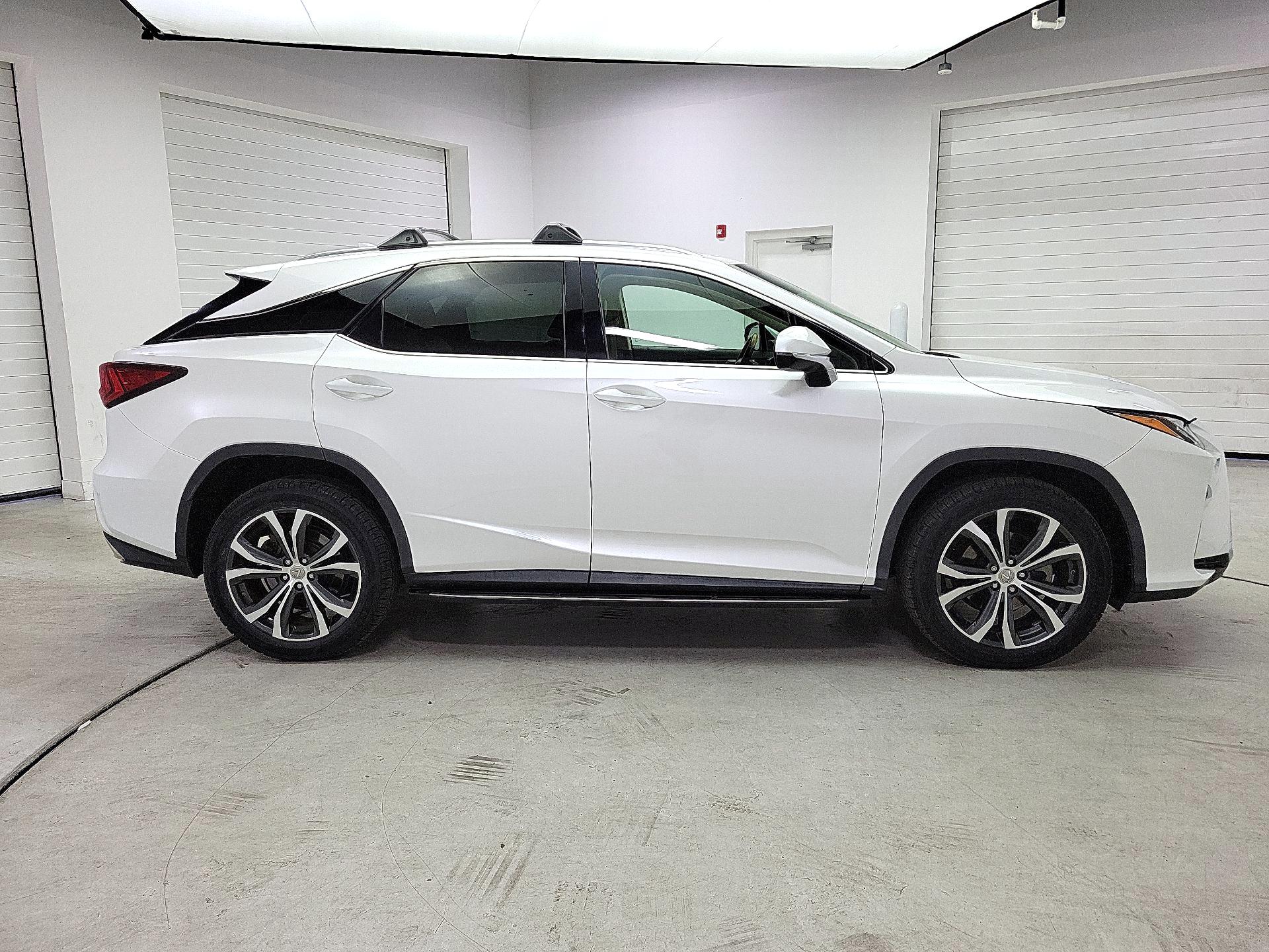 Thumbnail: 2017 Lexus RX - 4