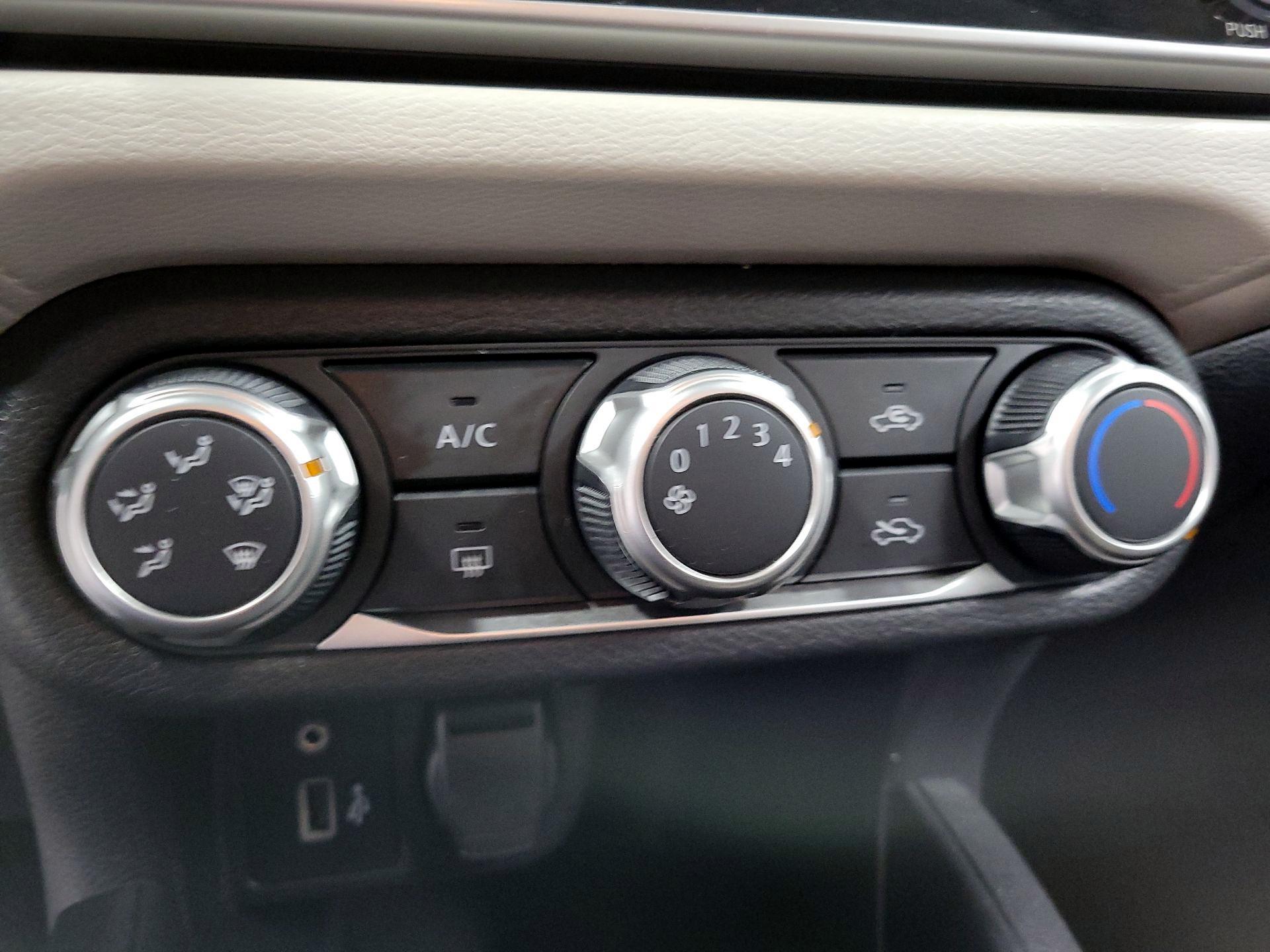 Thumbnail: 2021 Nissan Versa - 13