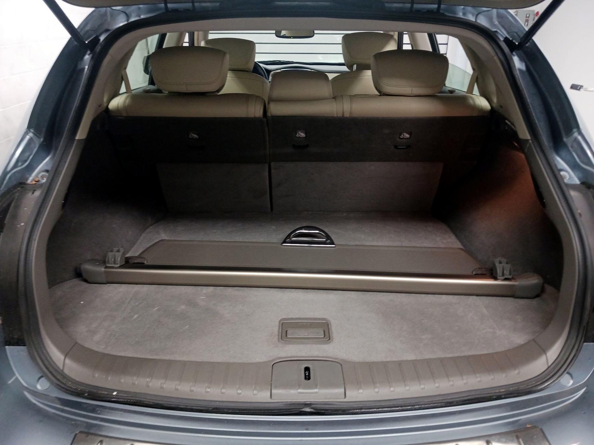 Thumbnail: 2016 INFINITI QX50 - 16