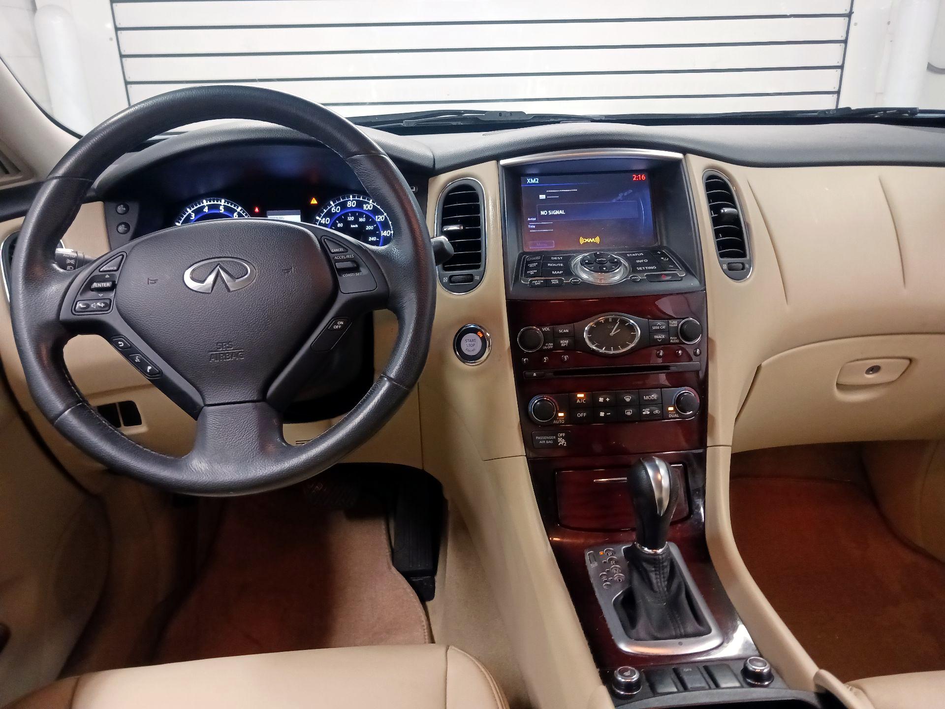 Thumbnail: 2016 INFINITI QX50 - 8
