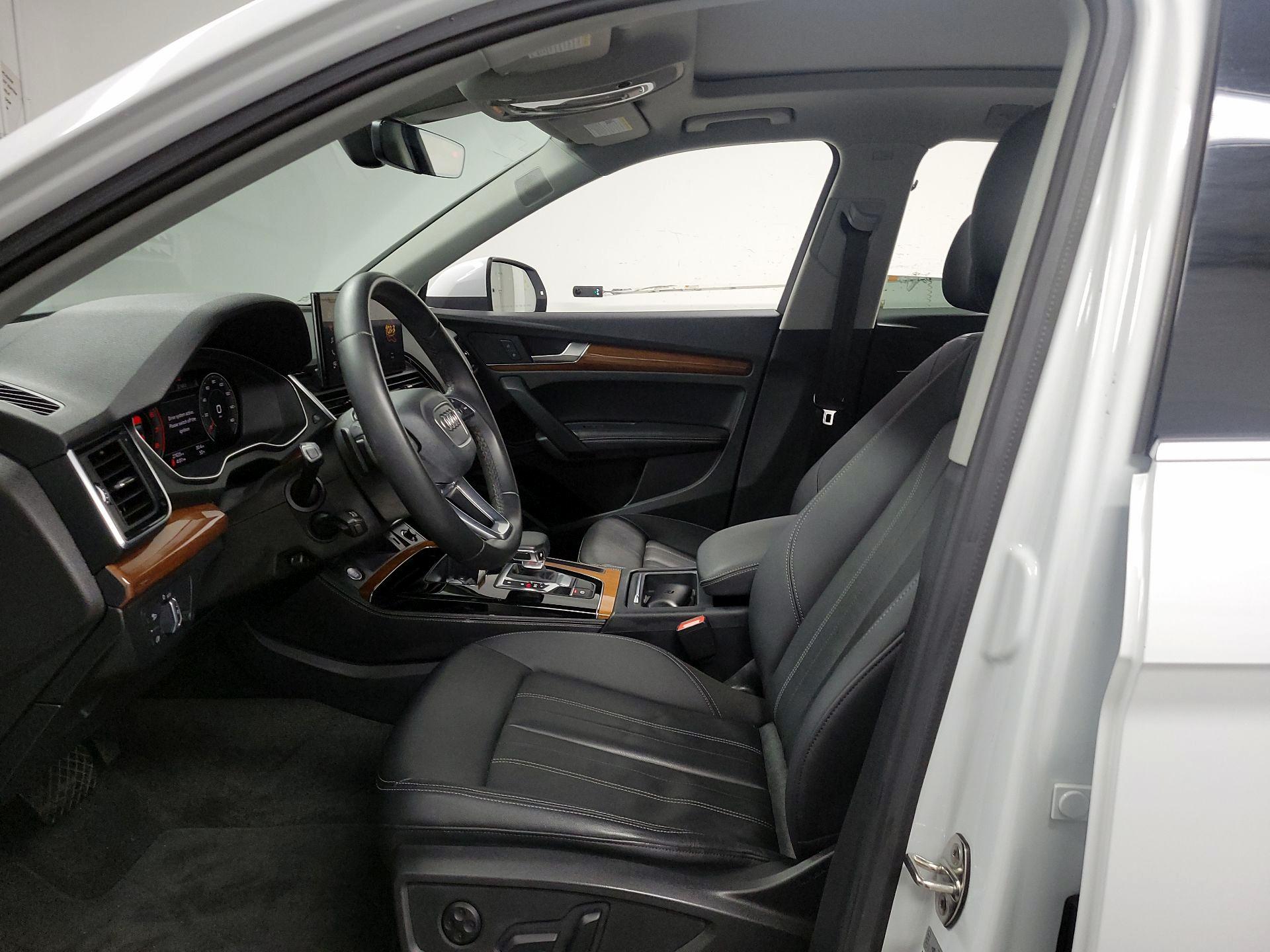 Thumbnail: 2022 Audi Q5 - 9