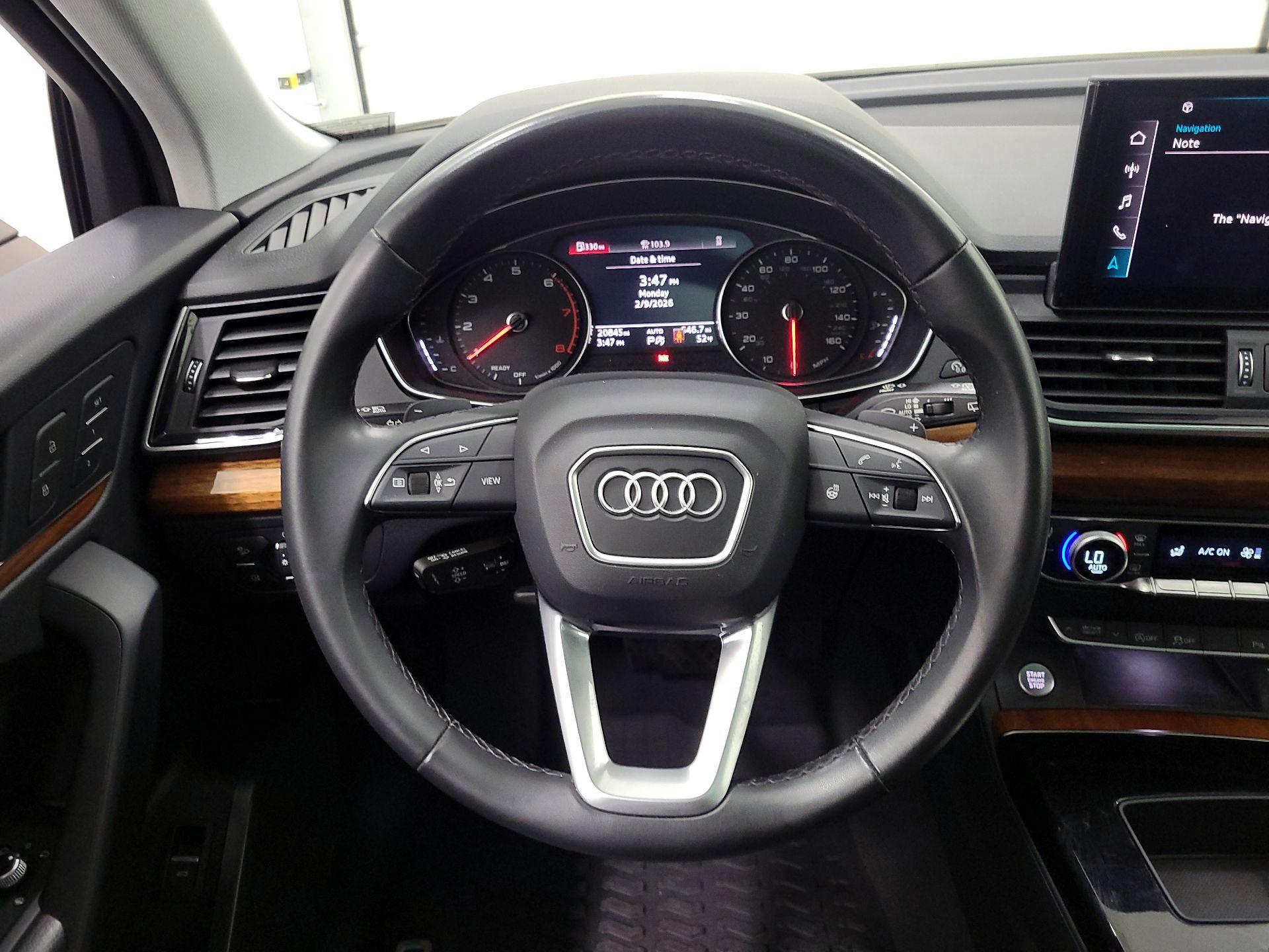 Thumbnail: 2023 Audi Q5 - 10