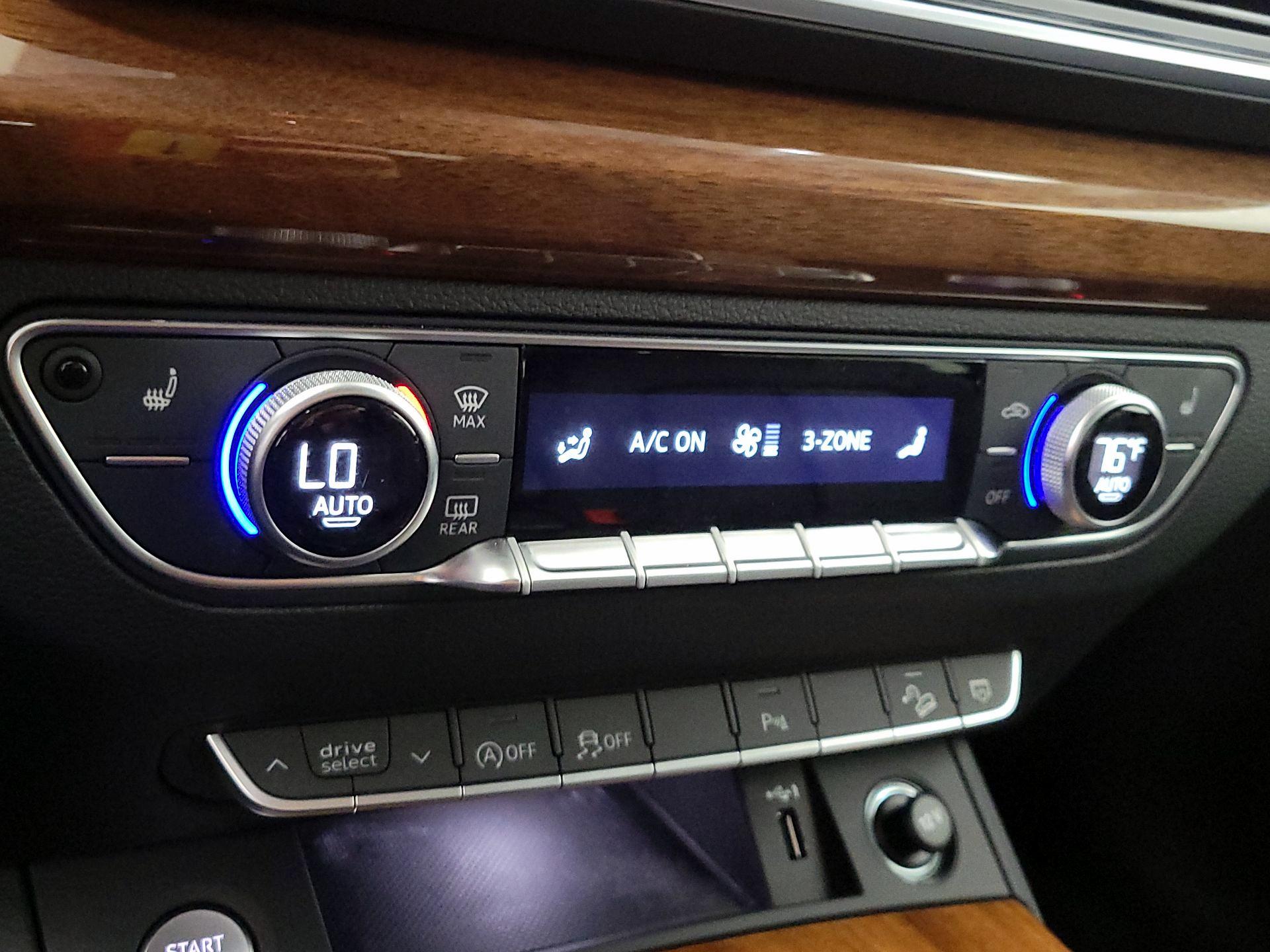 Thumbnail: 2023 Audi Q5 - 16