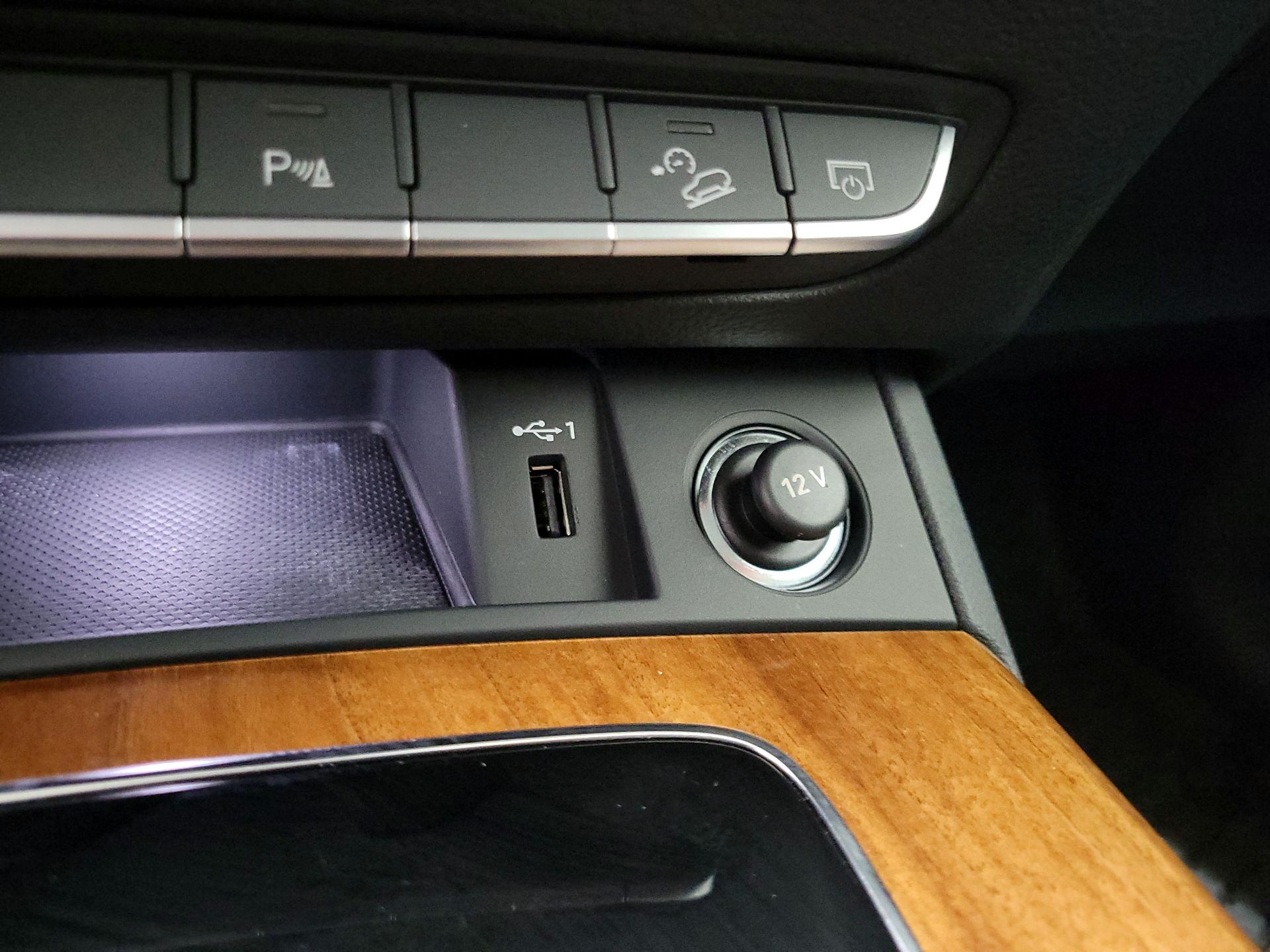 Thumbnail: 2023 Audi Q5 - 18