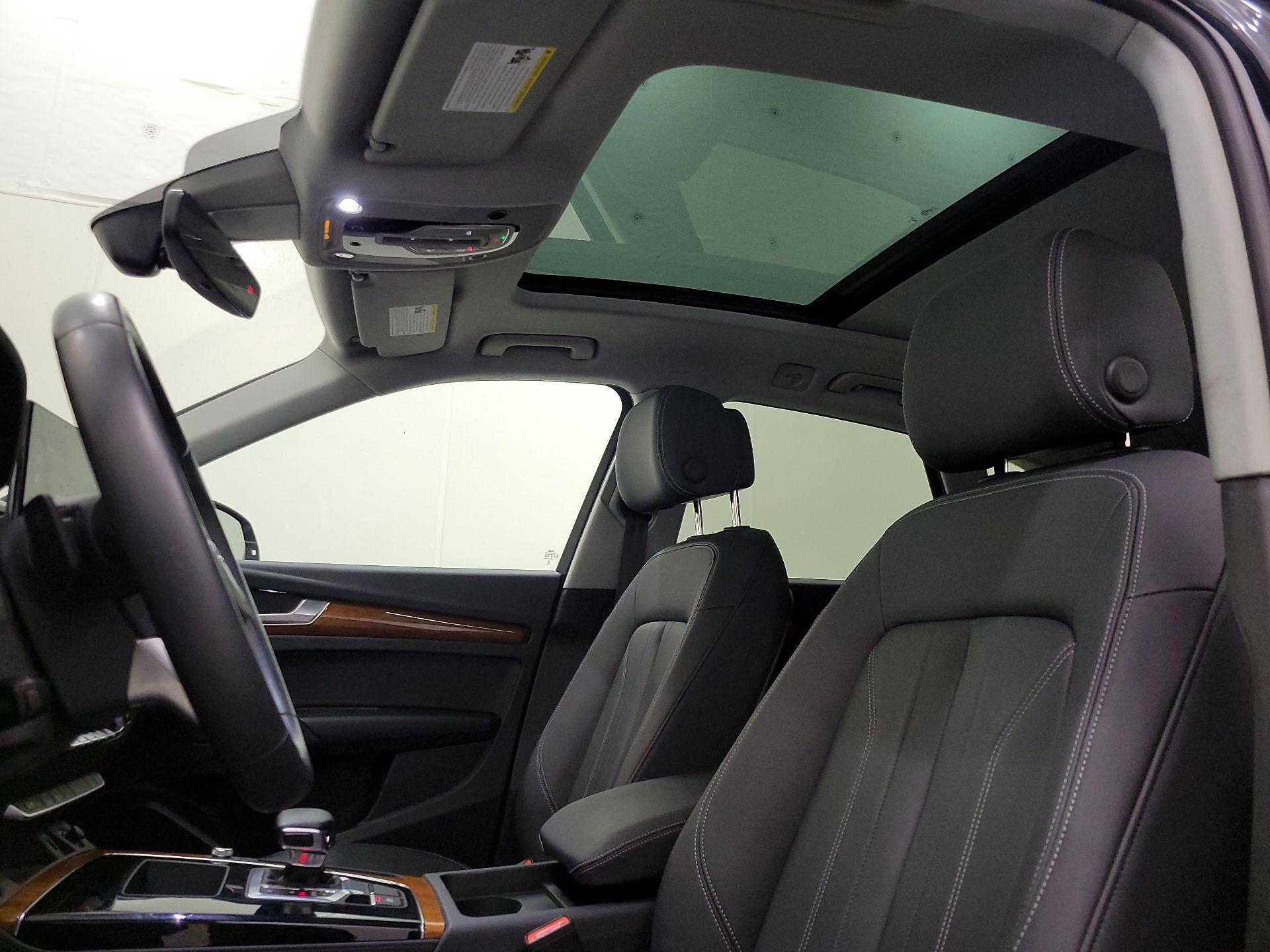 Thumbnail: 2023 Audi Q5 - 19