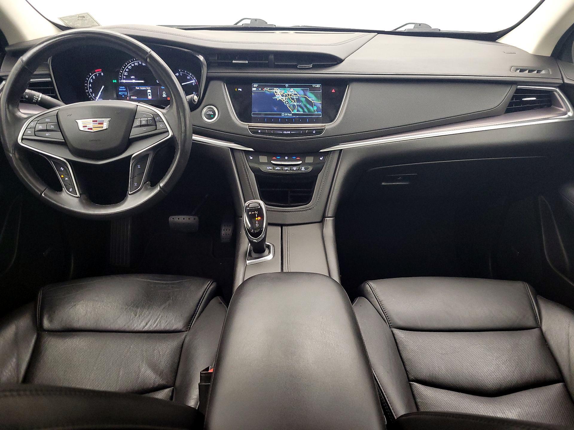 Thumbnail: 2018 Cadillac XT5 - 9