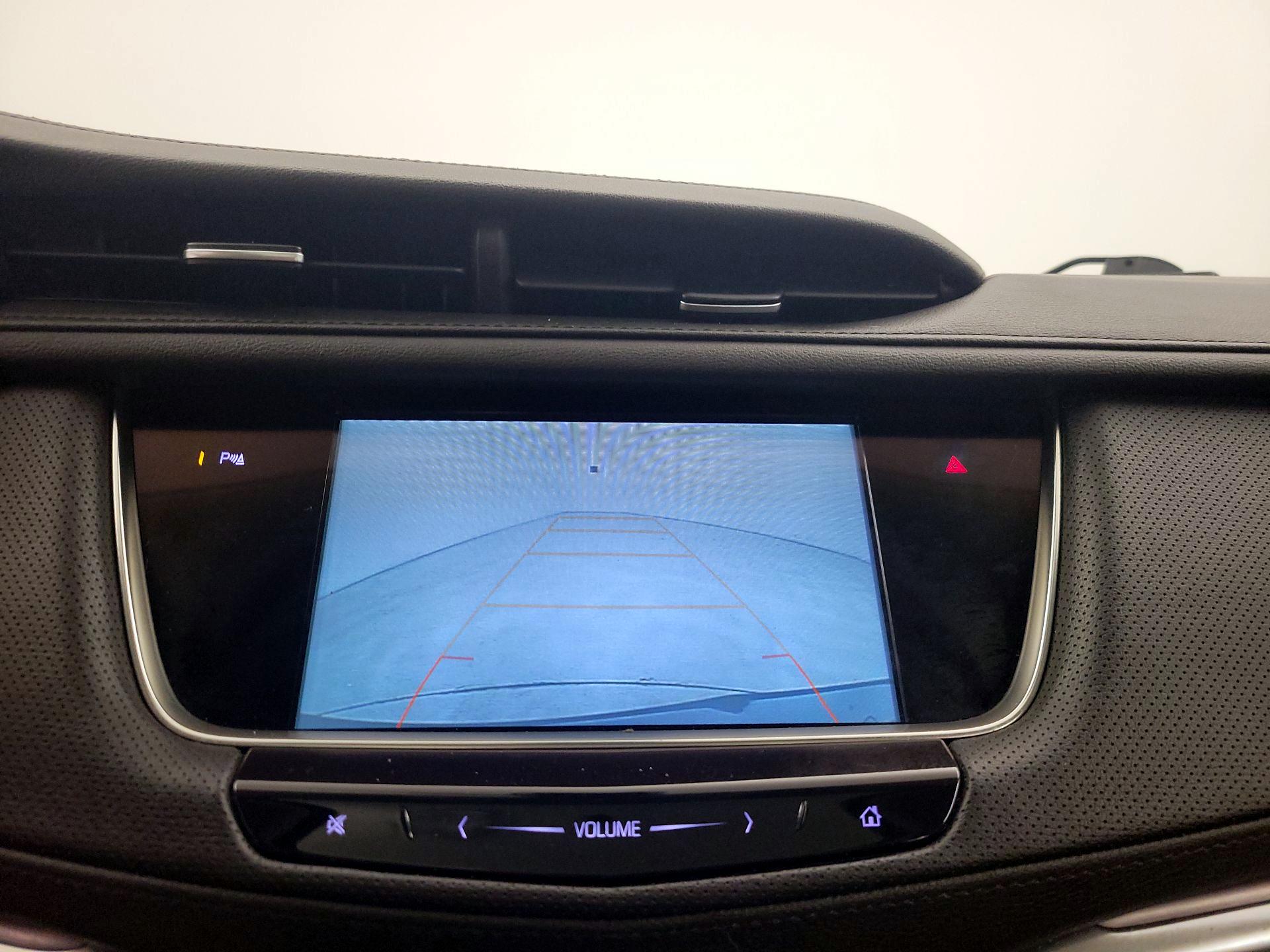 Thumbnail: 2018 Cadillac XT5 - 15