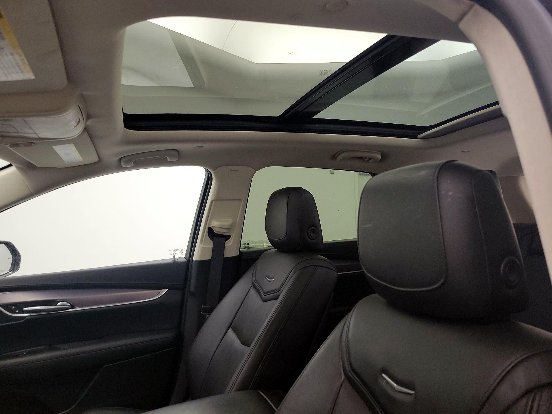 Thumbnail: 2018 Cadillac XT5 - 20