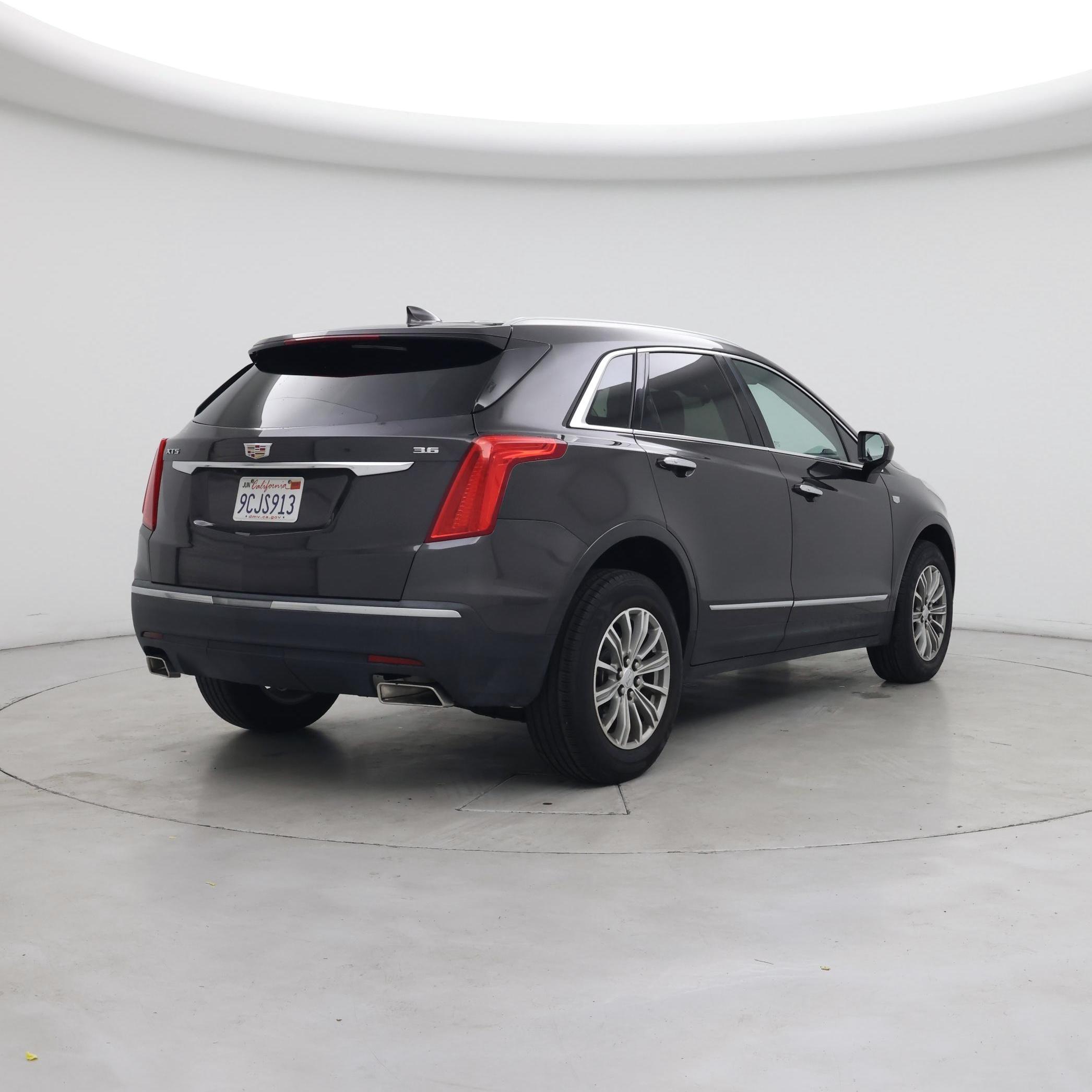 Thumbnail: 2018 Cadillac XT5 - 8