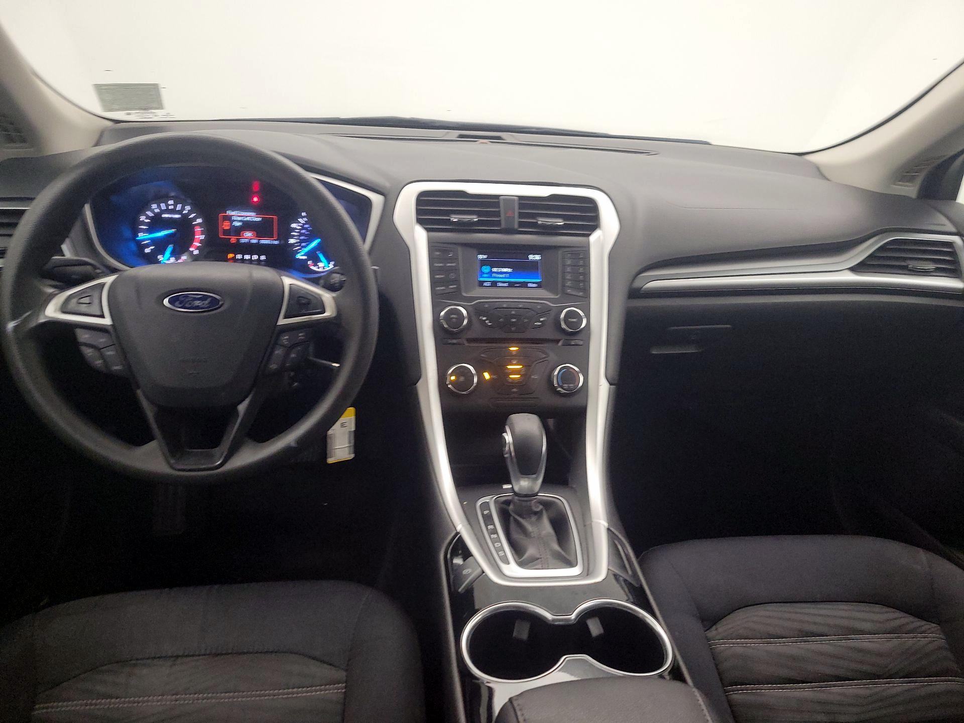 Thumbnail: 2016 Ford Fusion - 9