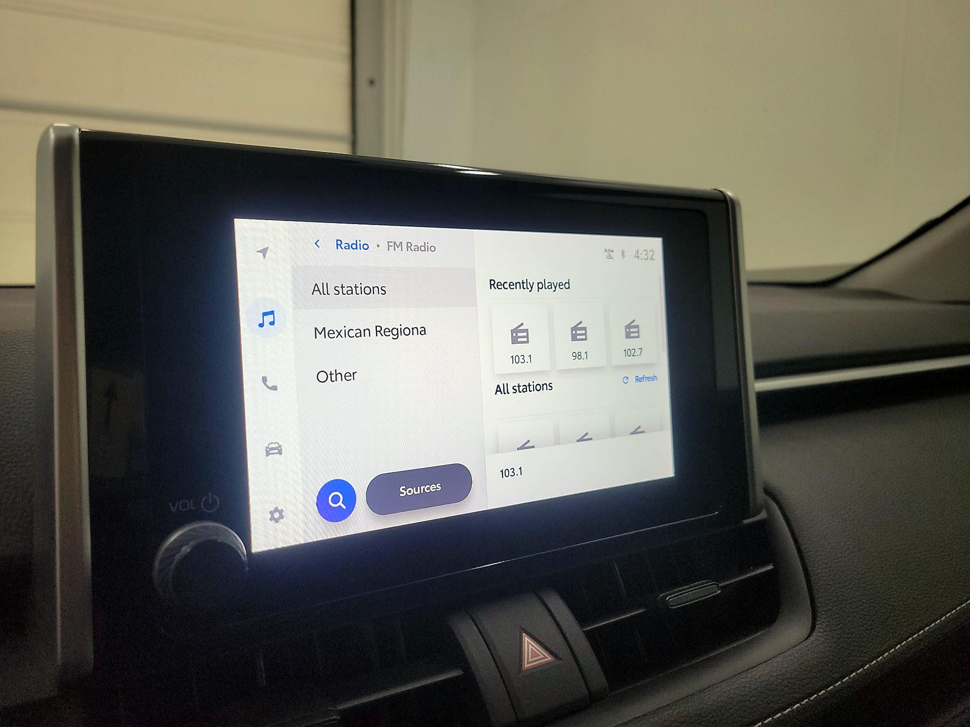 Thumbnail: 2024 Toyota RAV4 - 15