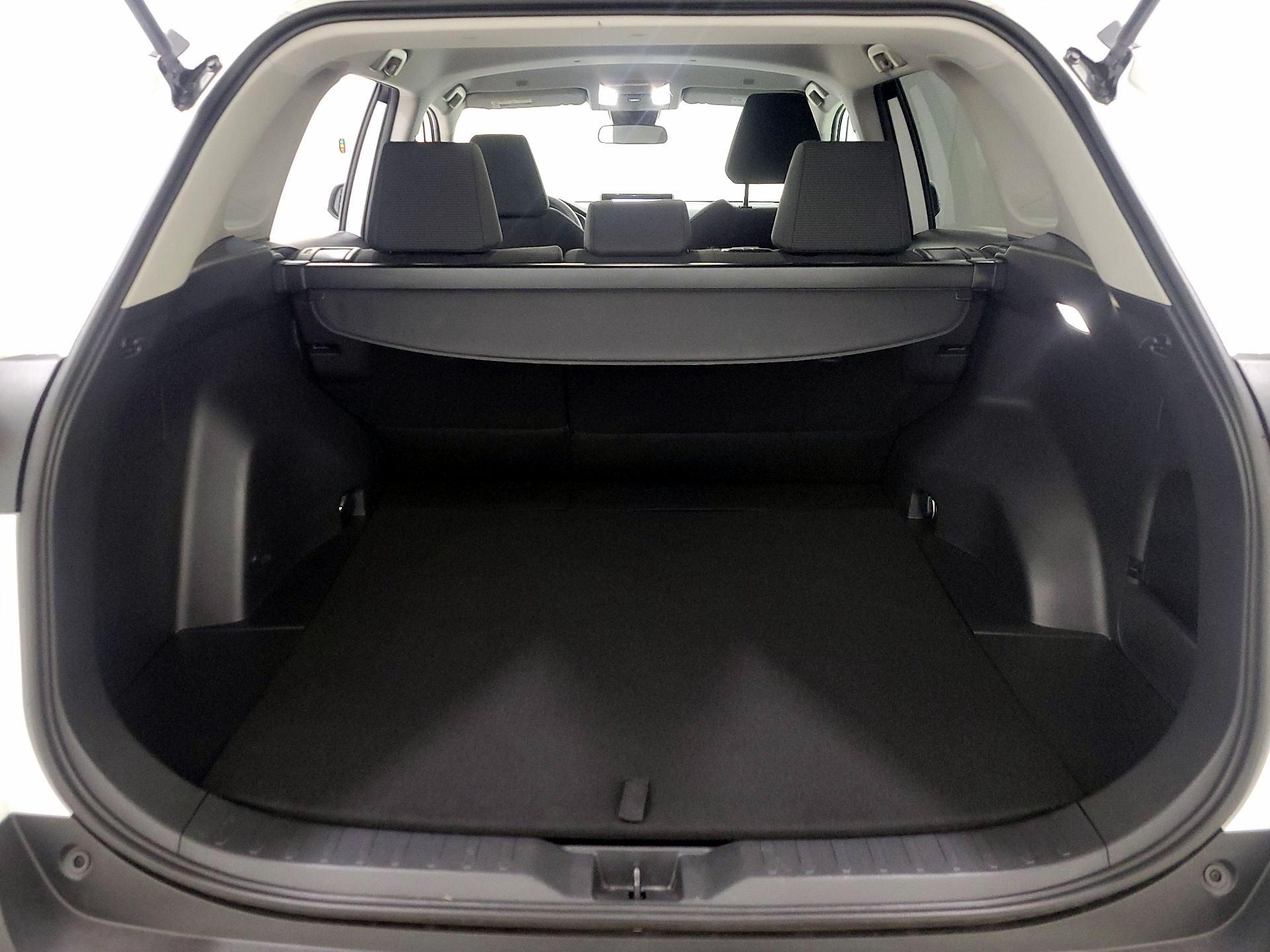 Thumbnail: 2024 Toyota RAV4 - 20