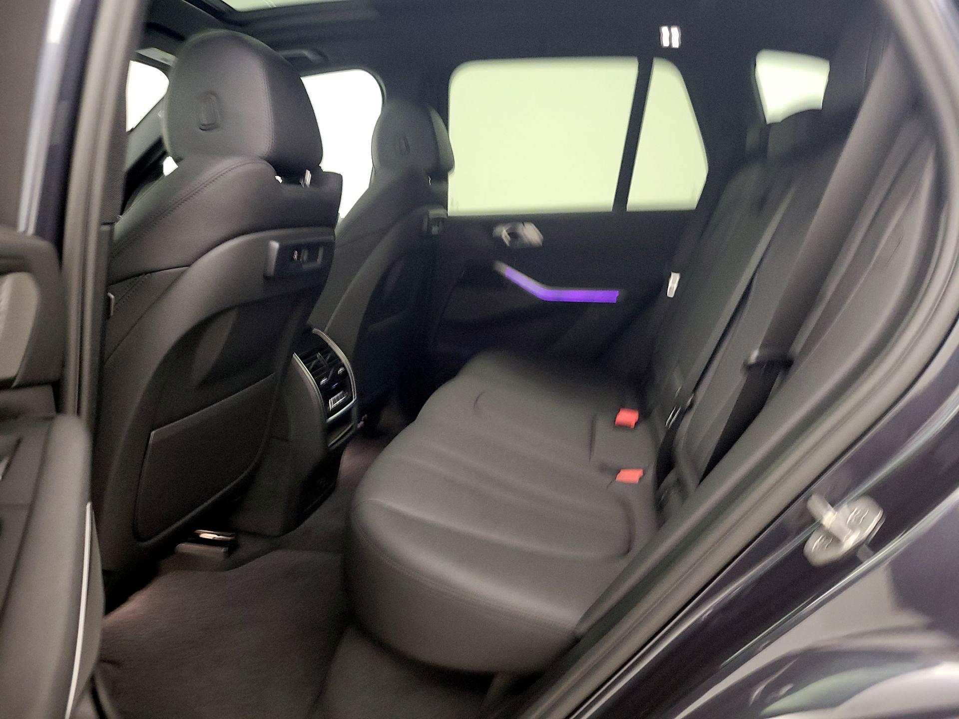 Thumbnail: 2021 BMW X5 - 20