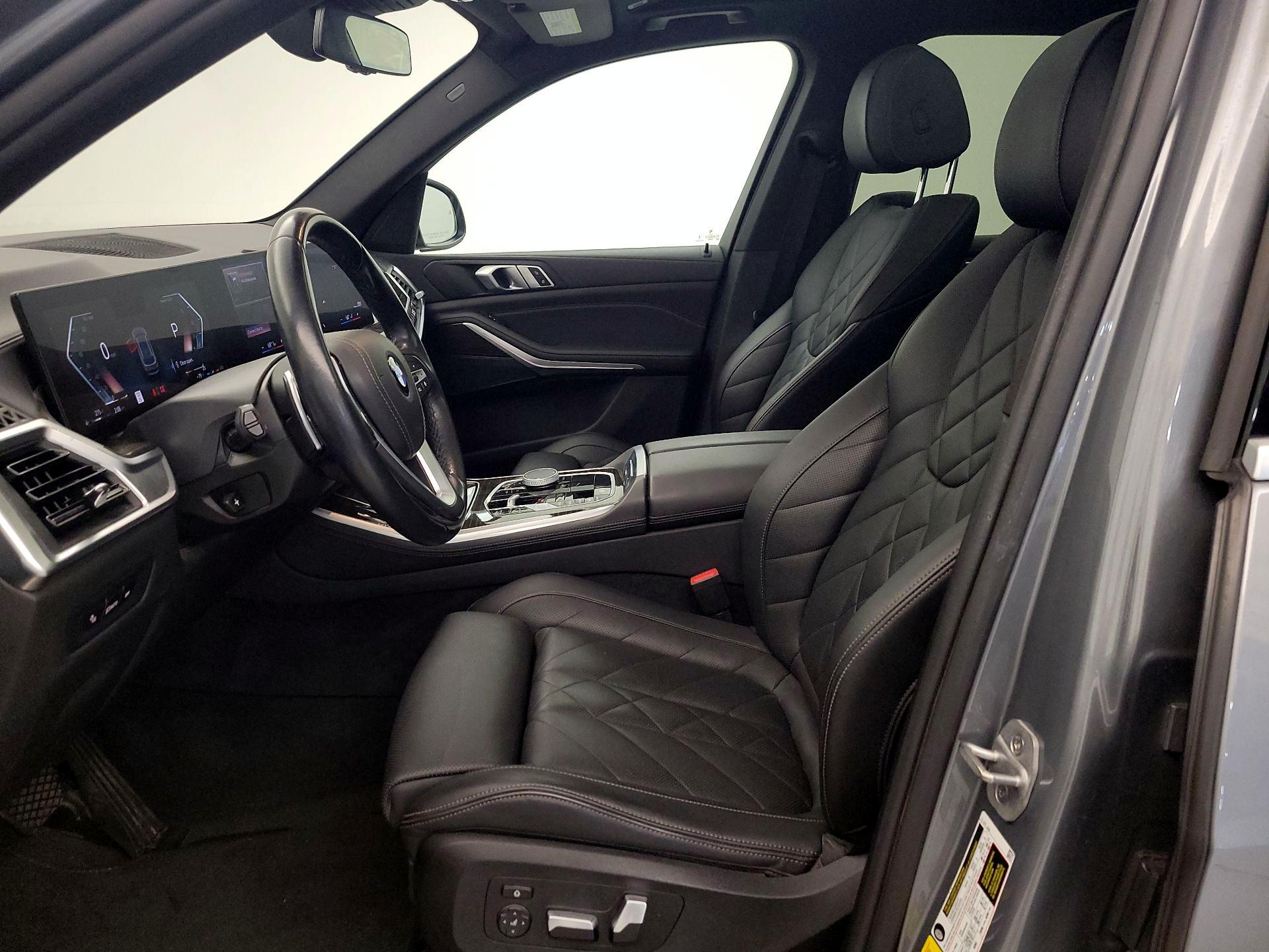 Thumbnail: 2024 BMW X5 - 11