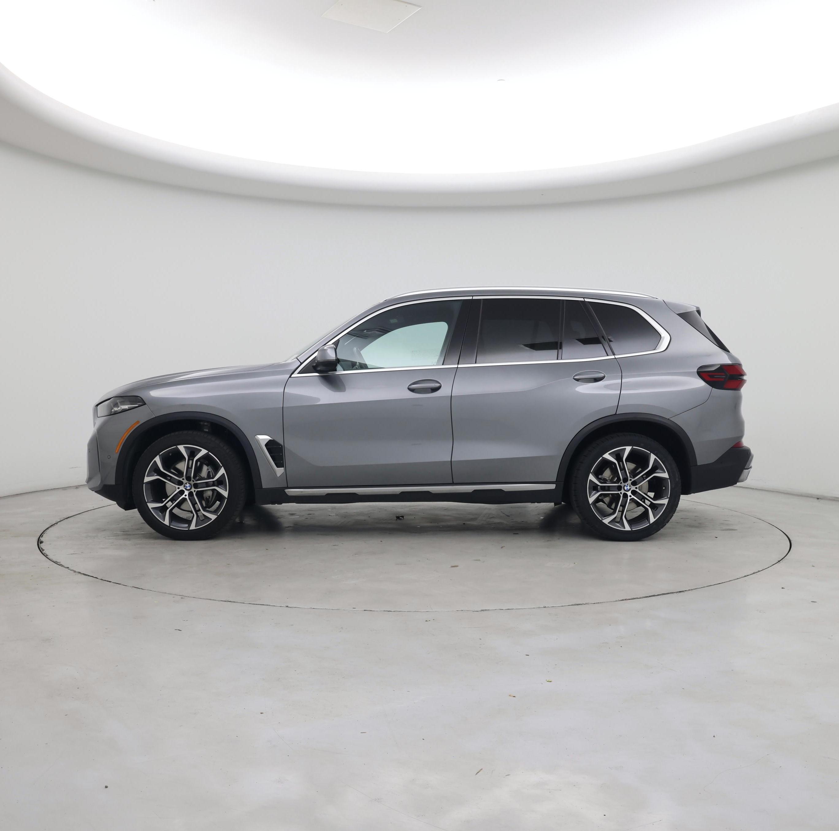 Thumbnail: 2024 BMW X5 - 3