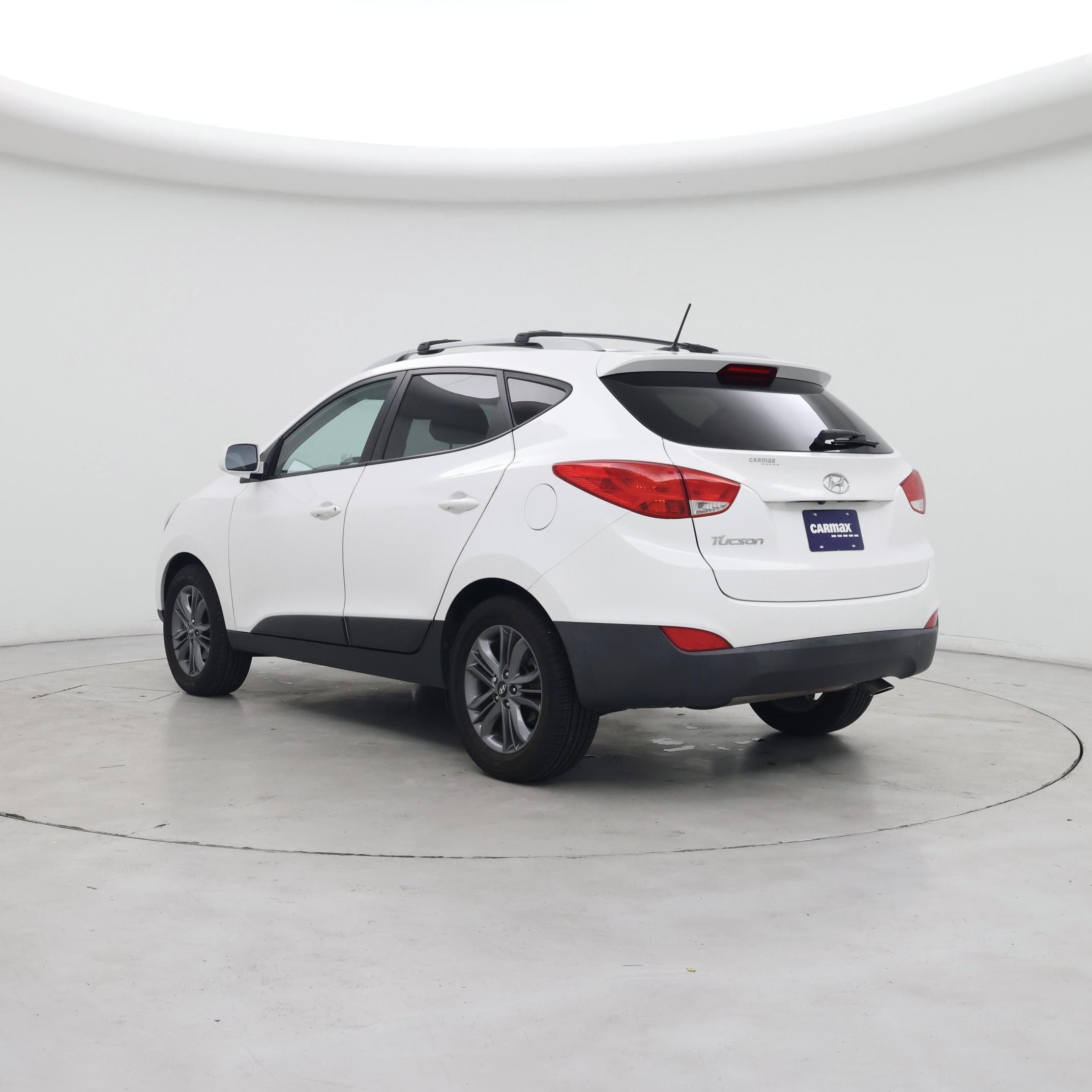 Thumbnail: 2015 Hyundai Tucson - 2