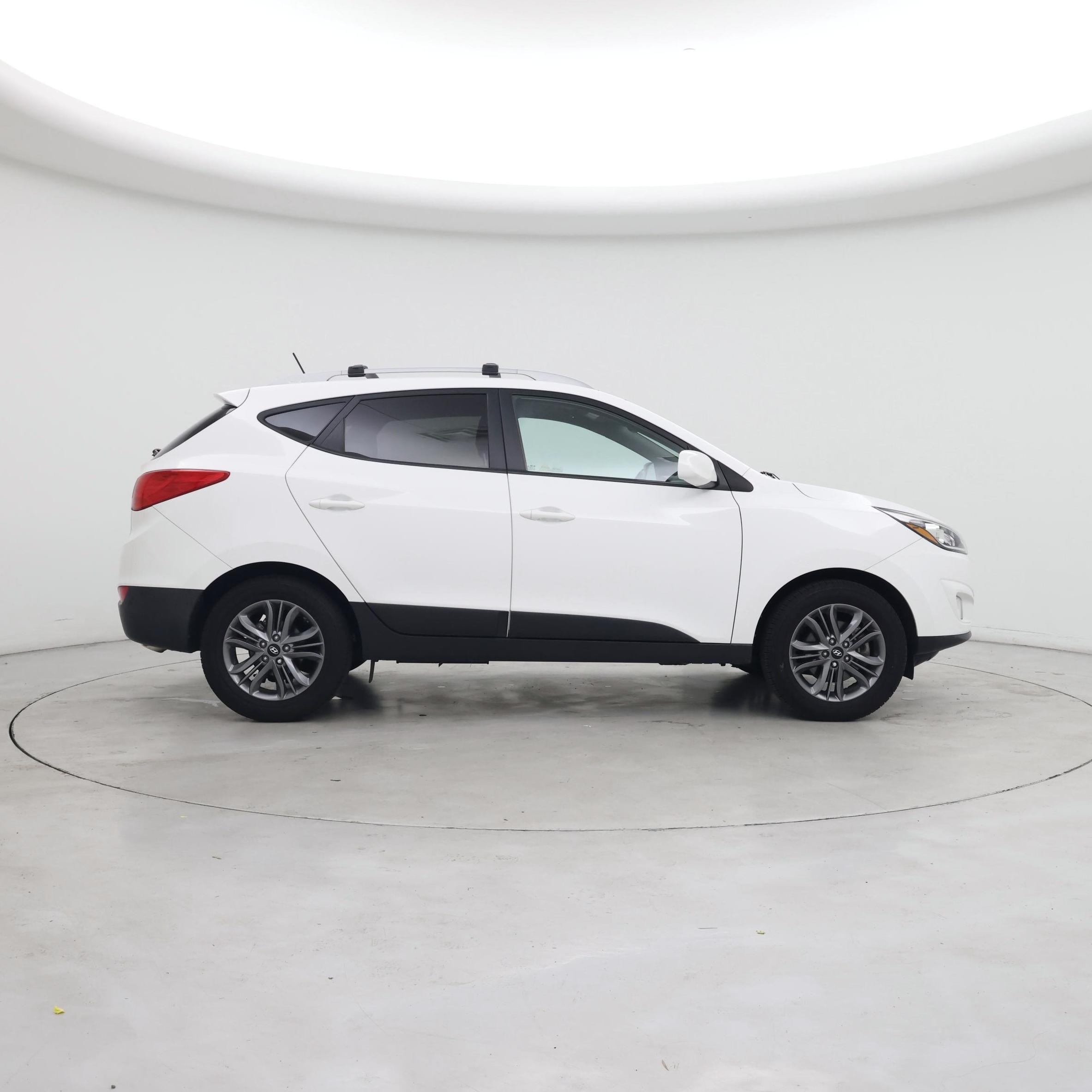Thumbnail: 2015 Hyundai Tucson - 7