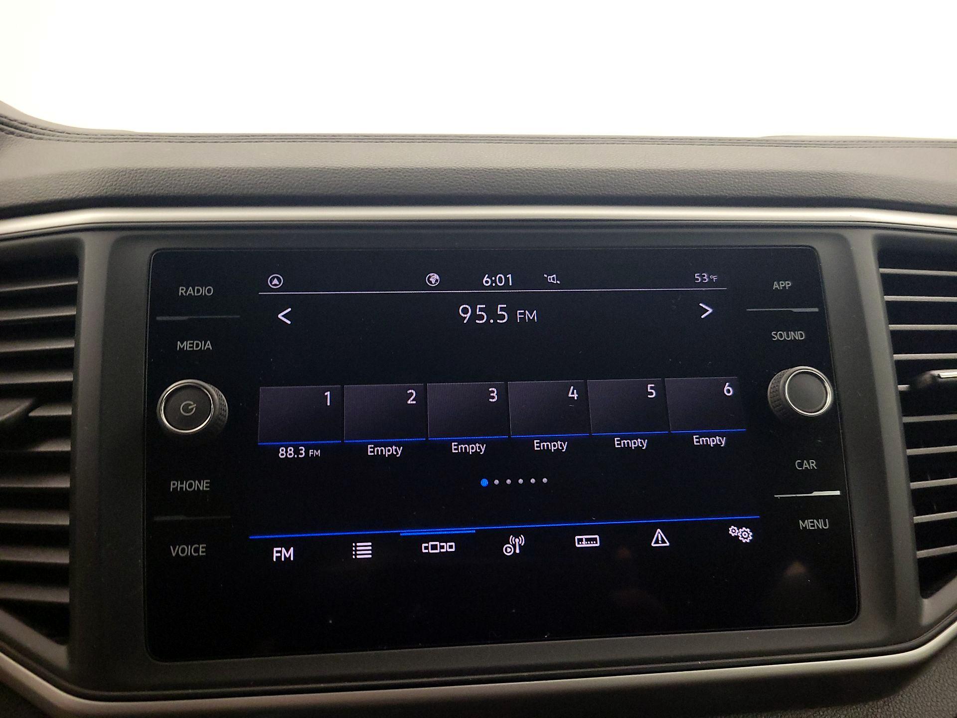 Thumbnail: 2021 Volkswagen Atlas - 15