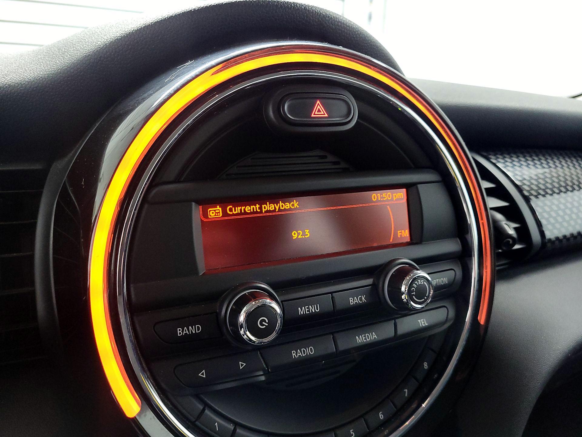 Thumbnail: 2016 MINI Cooper Hardtop - 12