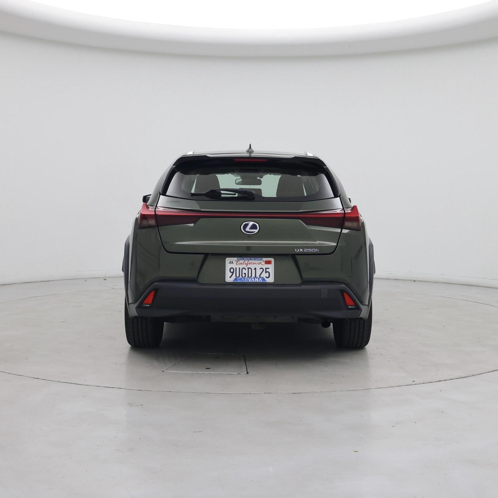 Thumbnail: 2021 Lexus UX - 6