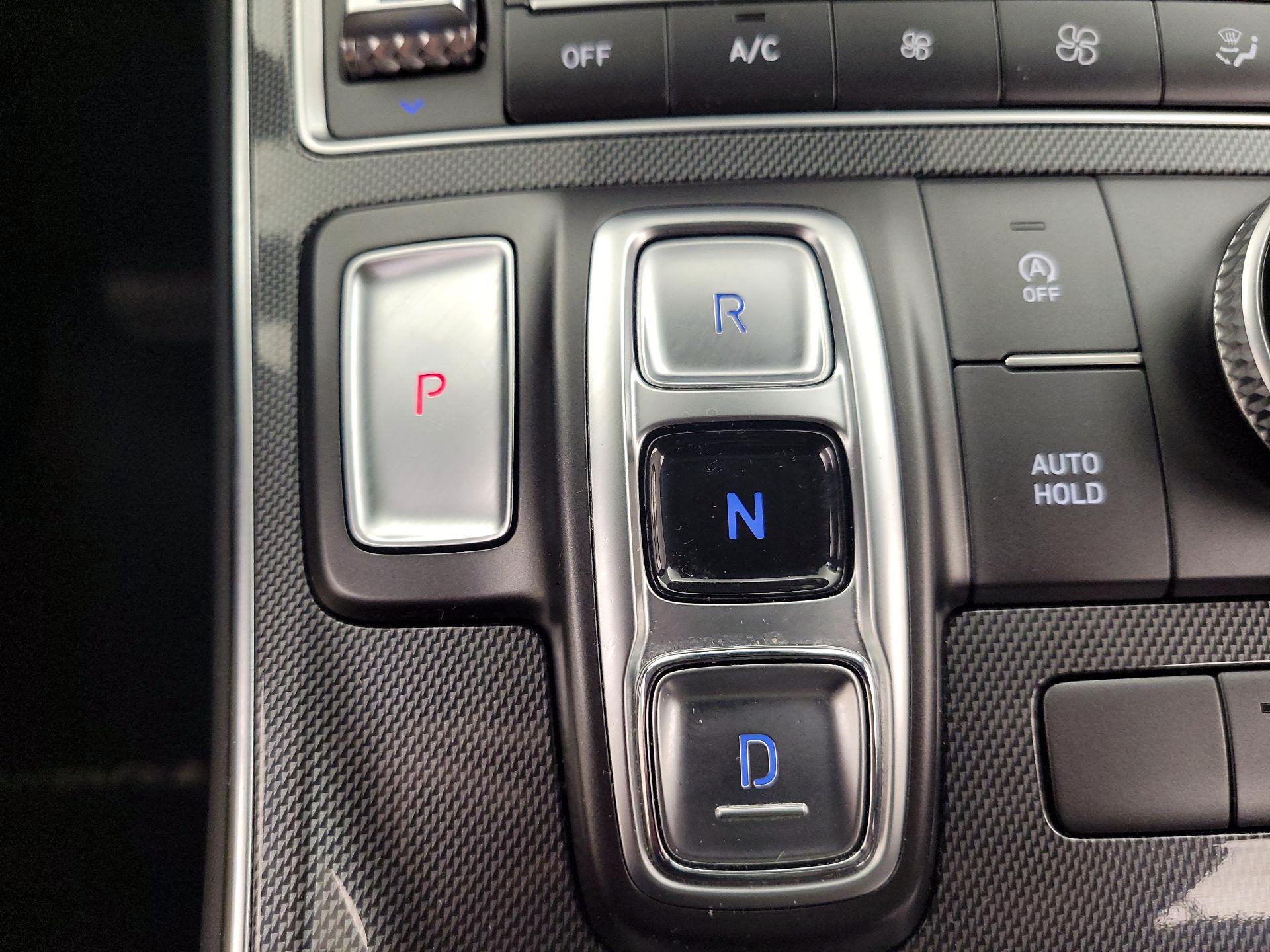 Thumbnail: 2021 Hyundai Santa Fe - 18