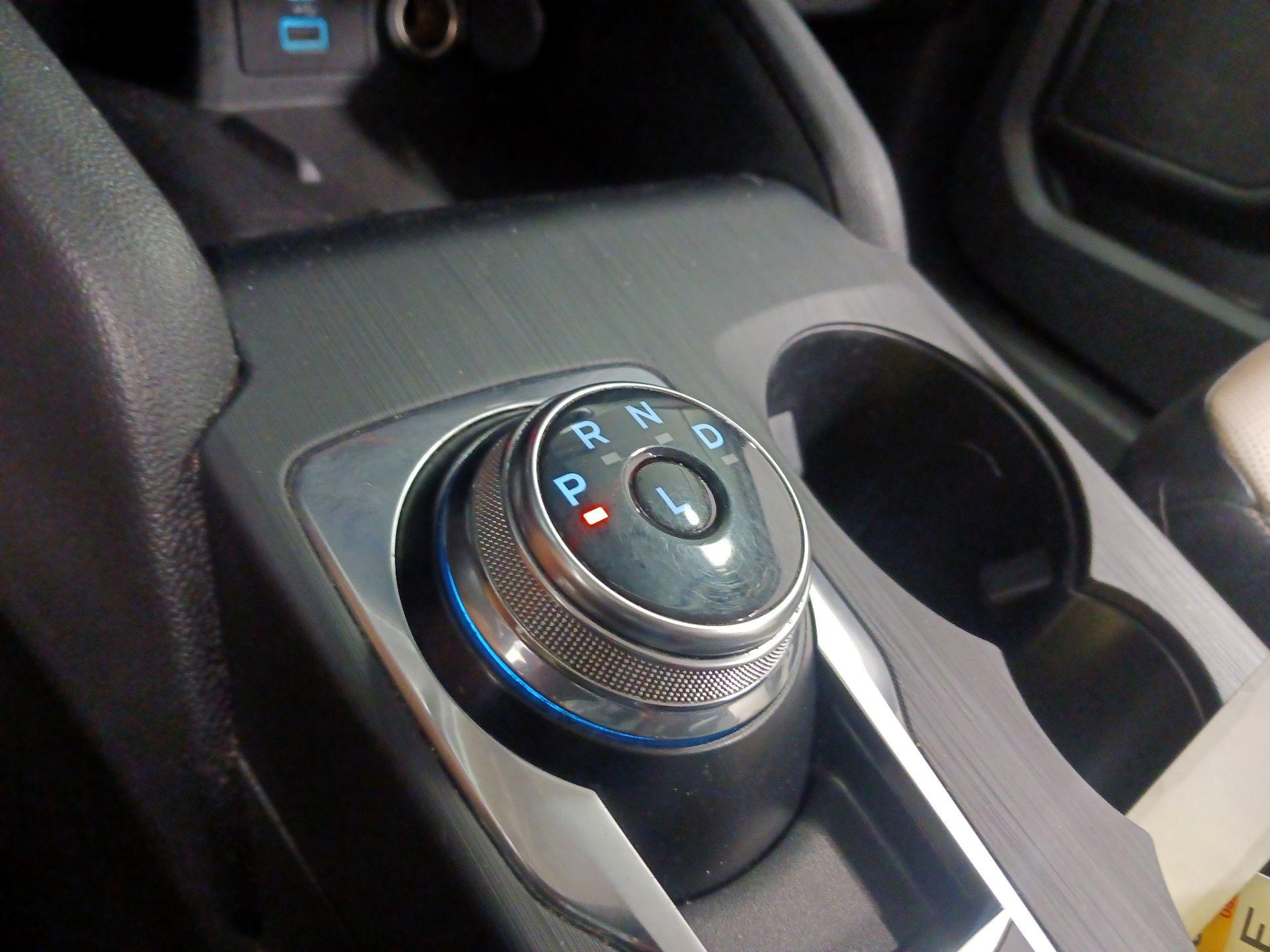 Thumbnail: 2021 Ford Escape - 14