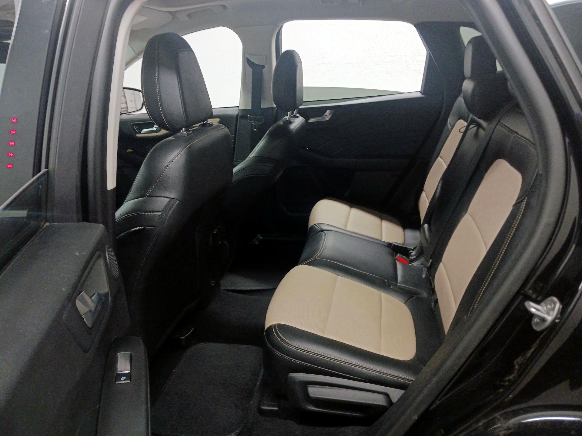 Thumbnail: 2021 Ford Escape - 15