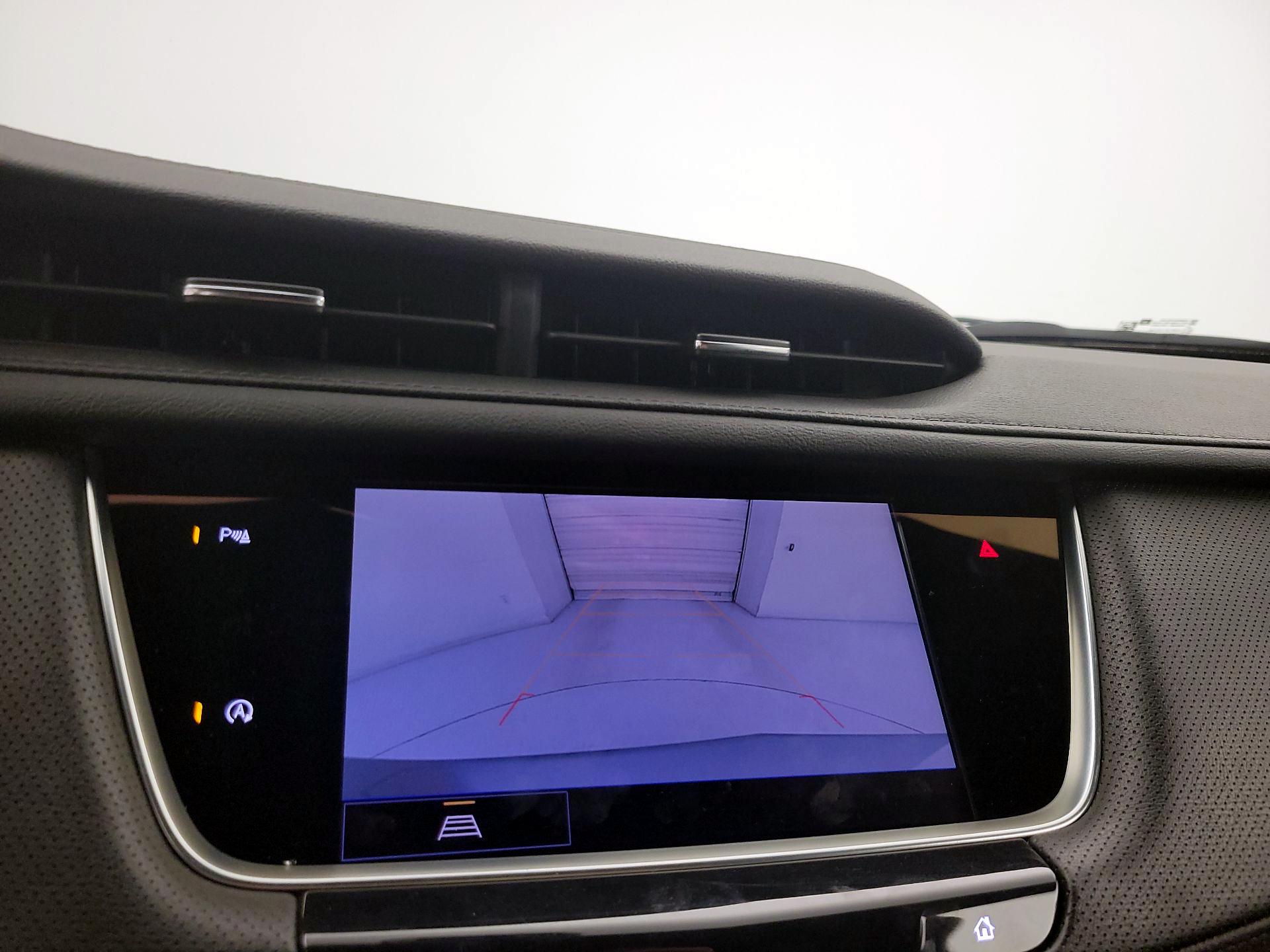 Thumbnail: 2025 Cadillac XT5 - 15